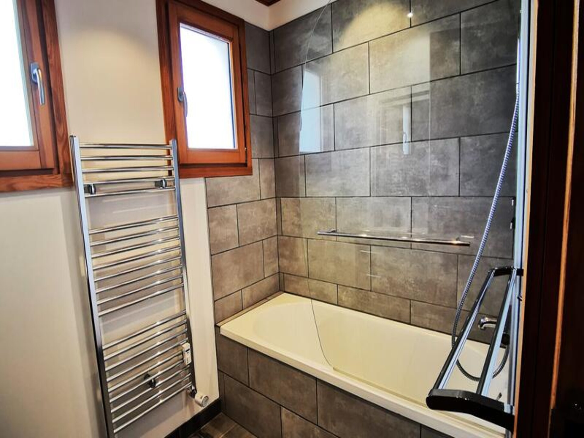 Licht 4-sterrenappartement met uitzicht op de Pic du Marcelly – 6 personen - foto 11