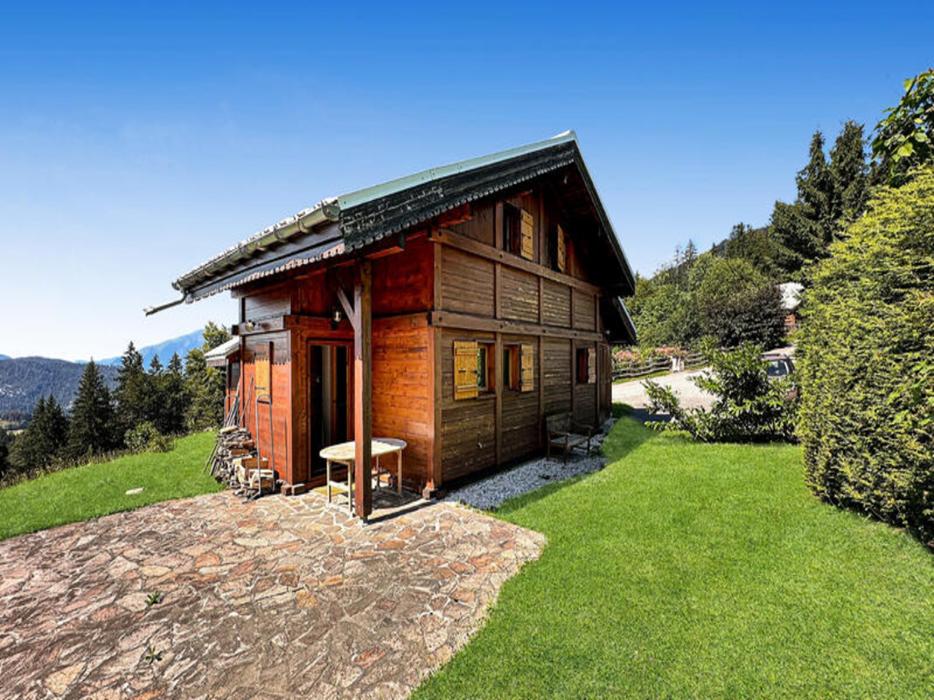 Vrijstaand chalet met bergzicht op 750m van de skilift in Les Carroz - foto 18