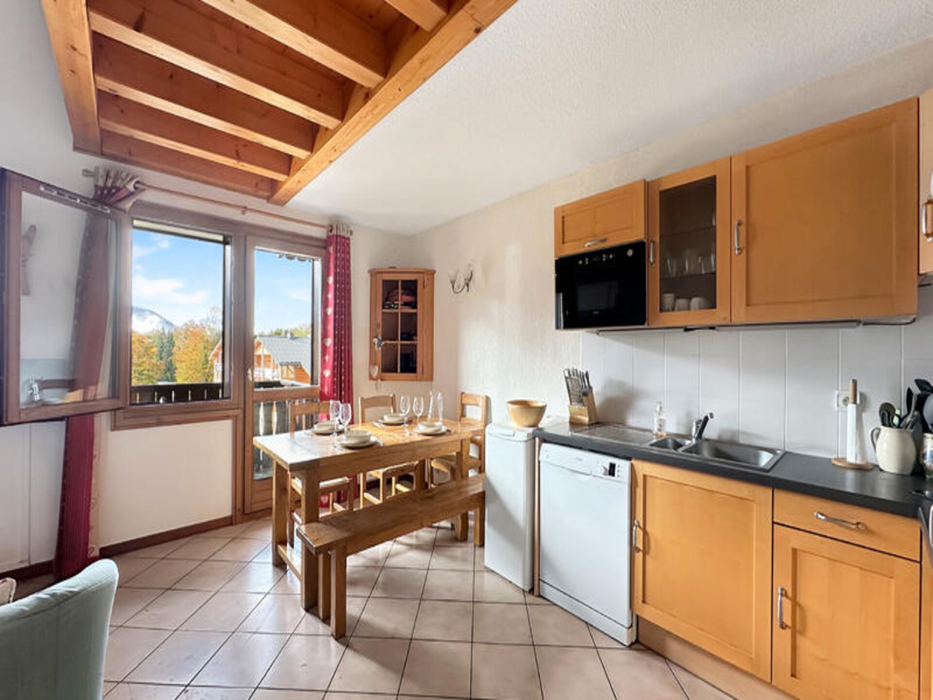 Knus appartement met balkon in het hart van Les Carroz-d'Arâches - foto 3