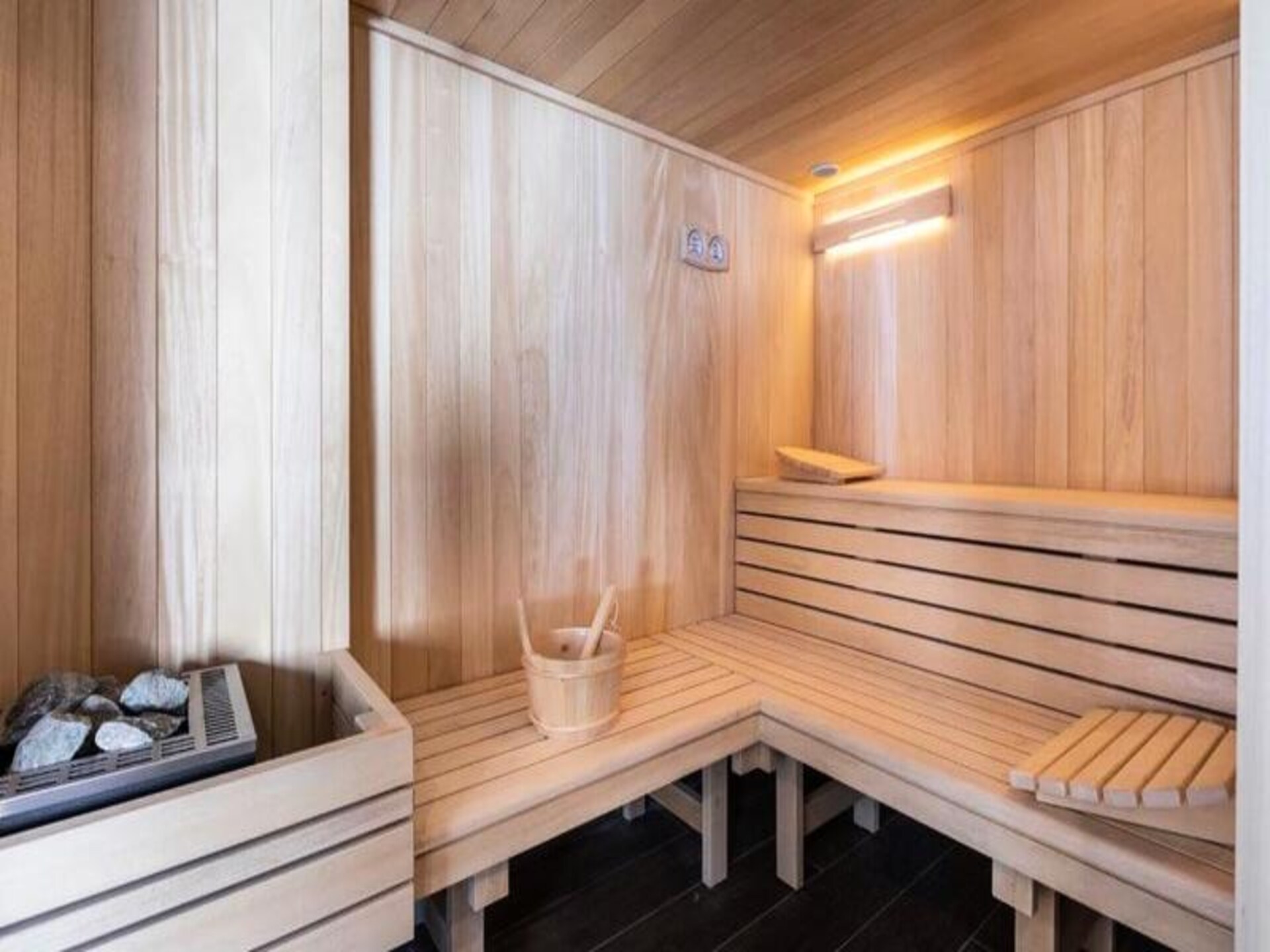 Ruim appartement voor 10 personen aan de voet van de piste in Les Deux Alpes - foto 4
