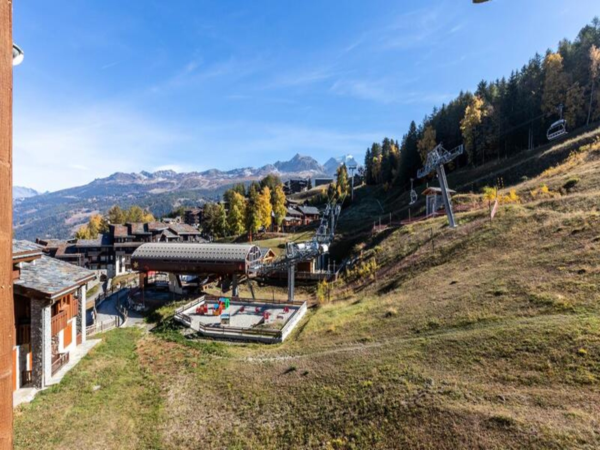 Knus appartement op de piste in Les Coches met panoramisch bergzicht - foto 9