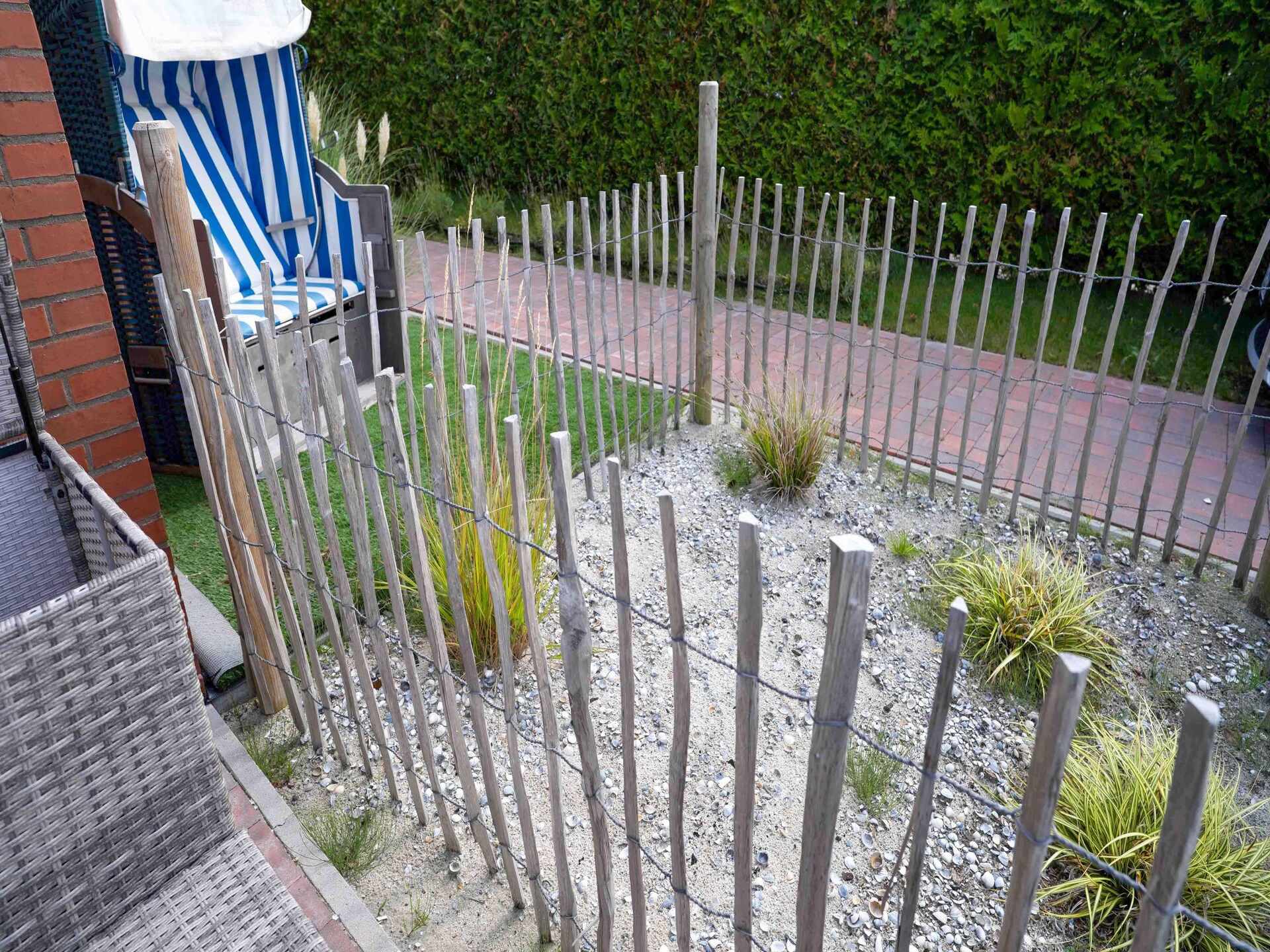 Licht appartement met tuin op 1,2 km van het strand in Bensersiel - foto 35