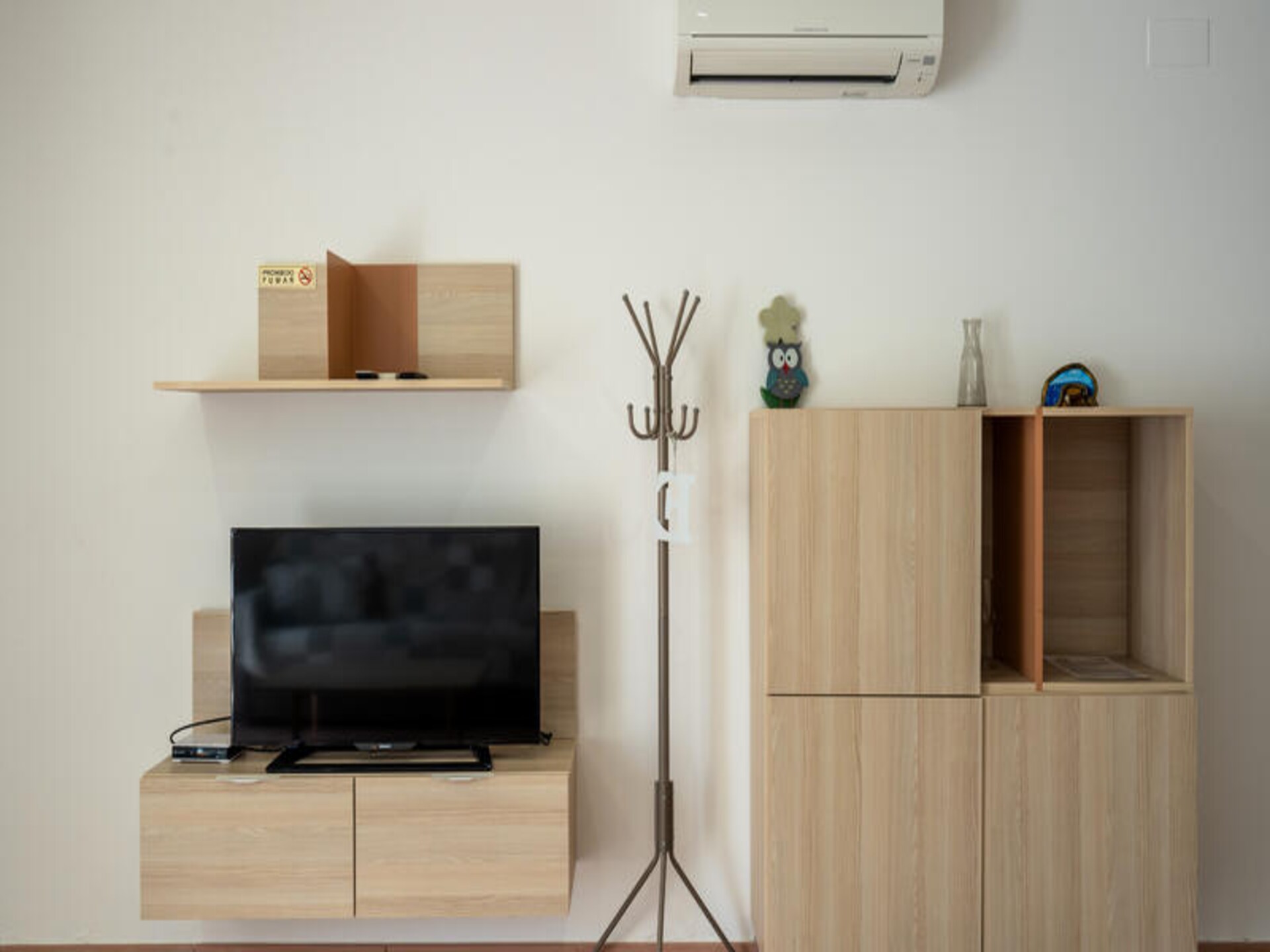 Strandappartement in Empuriabrava met privéterras en gedeelde tuin - foto 4