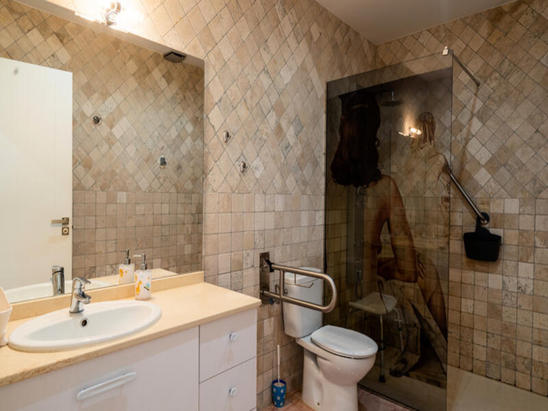Strandappartement in Empuriabrava met privéterras en gedeelde tuin - foto 11