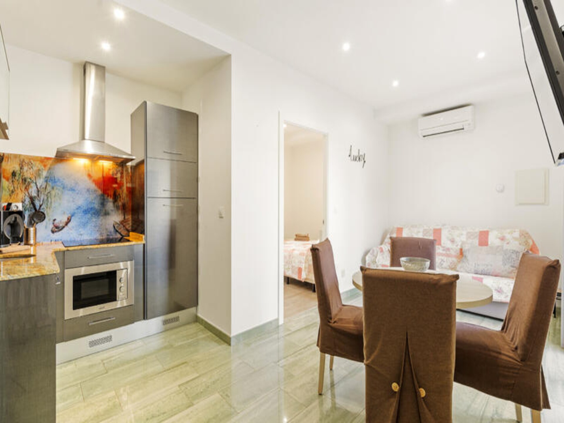 Strandappartement met zeezicht en terras in Empuriabrava - foto 15