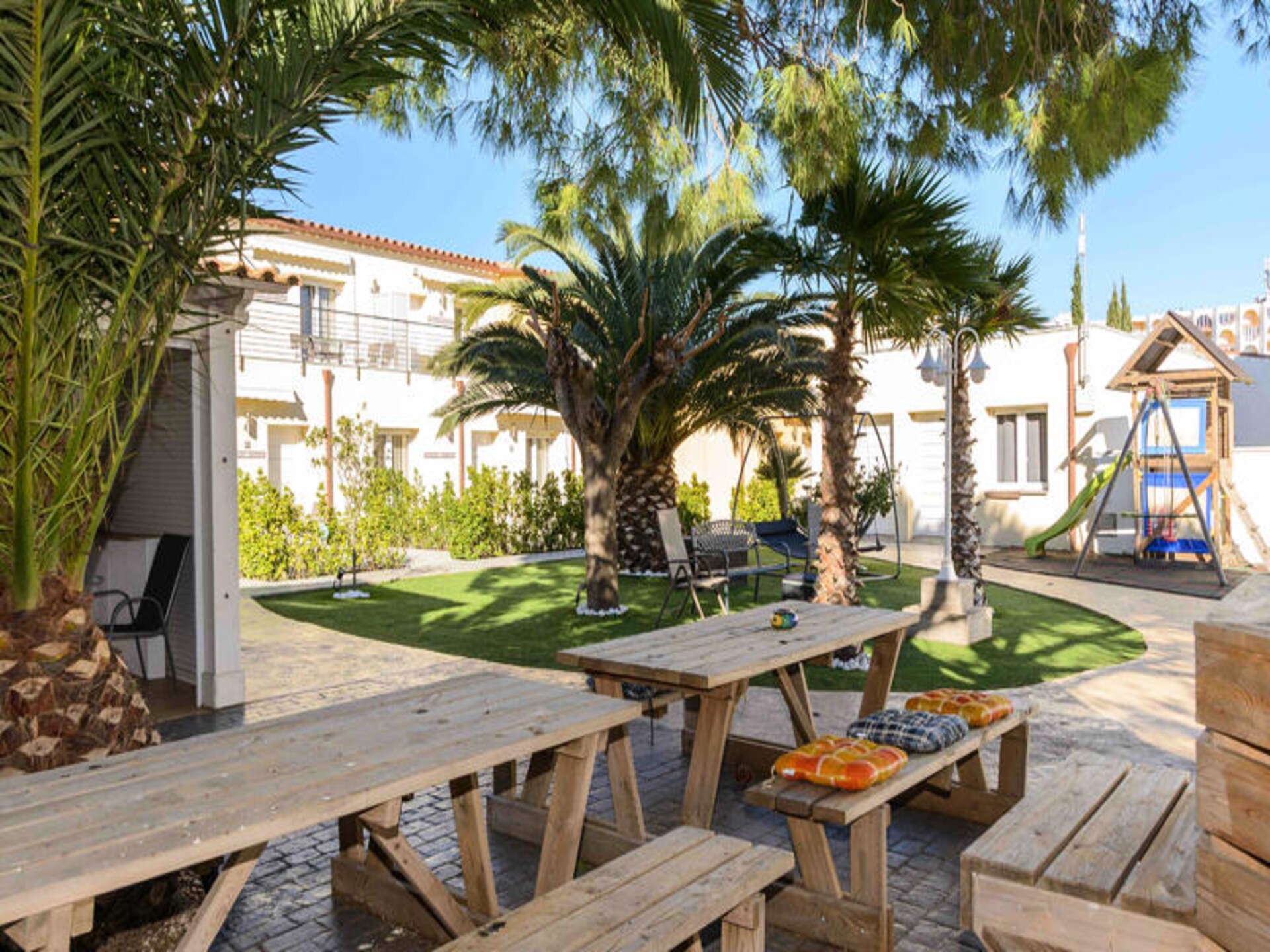 Appartement in Empuriabrava met strandterras en gedeelde faciliteiten - foto 32