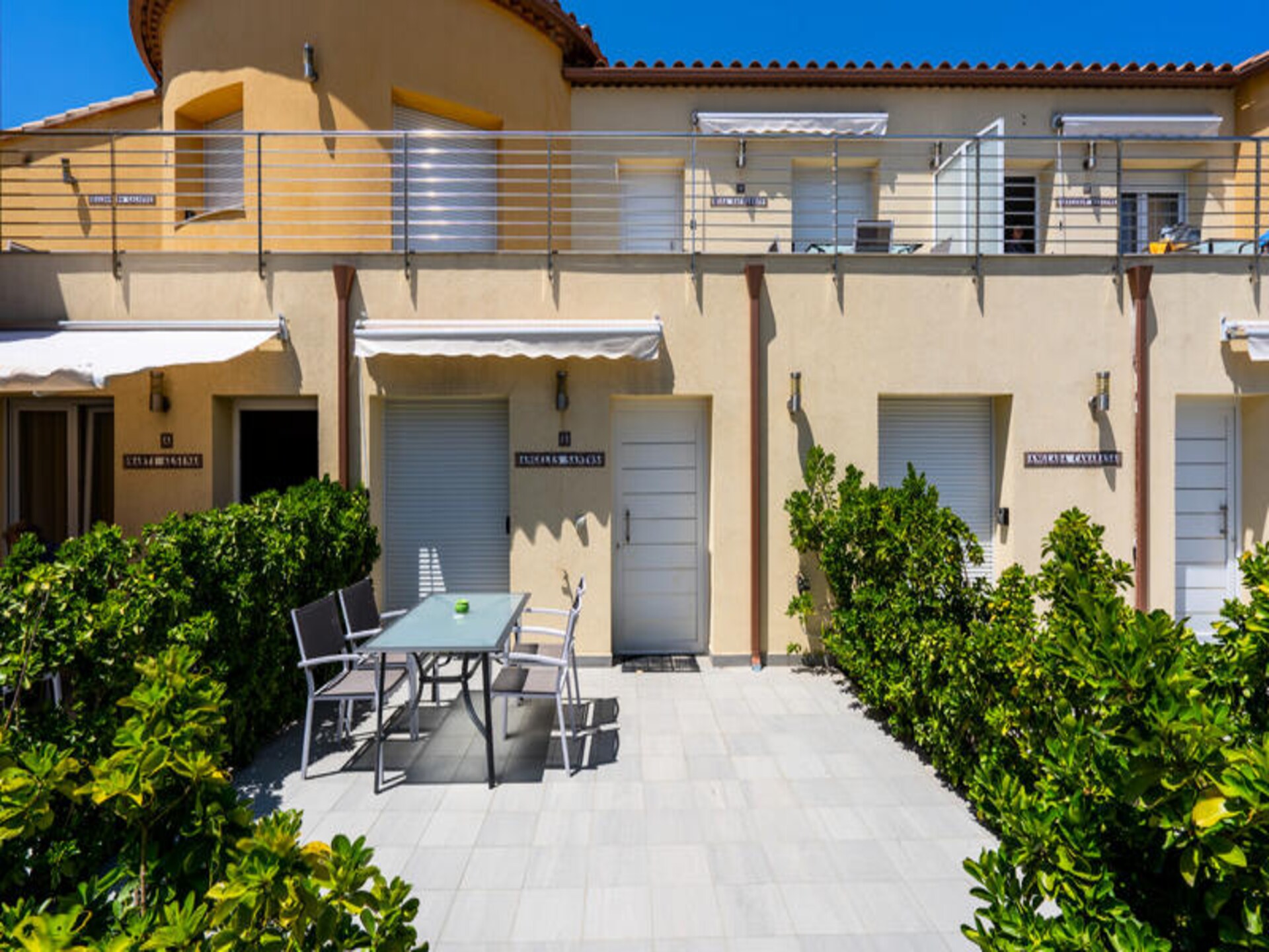 Appartement in Empuriabrava met strandterras en gedeelde faciliteiten - foto 38