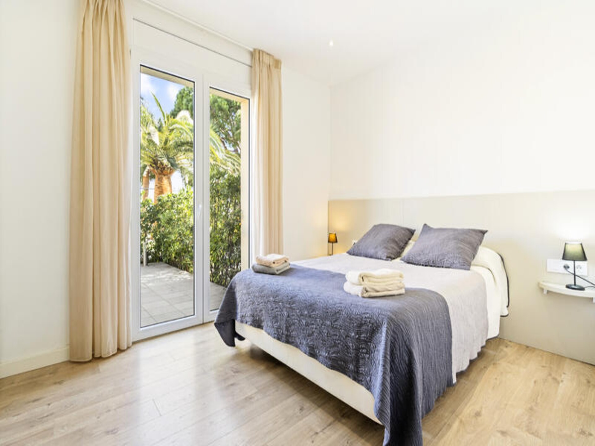 Barrièrevrij appartement aan zee in Empuriabrava met gedeelde tuin - foto 2