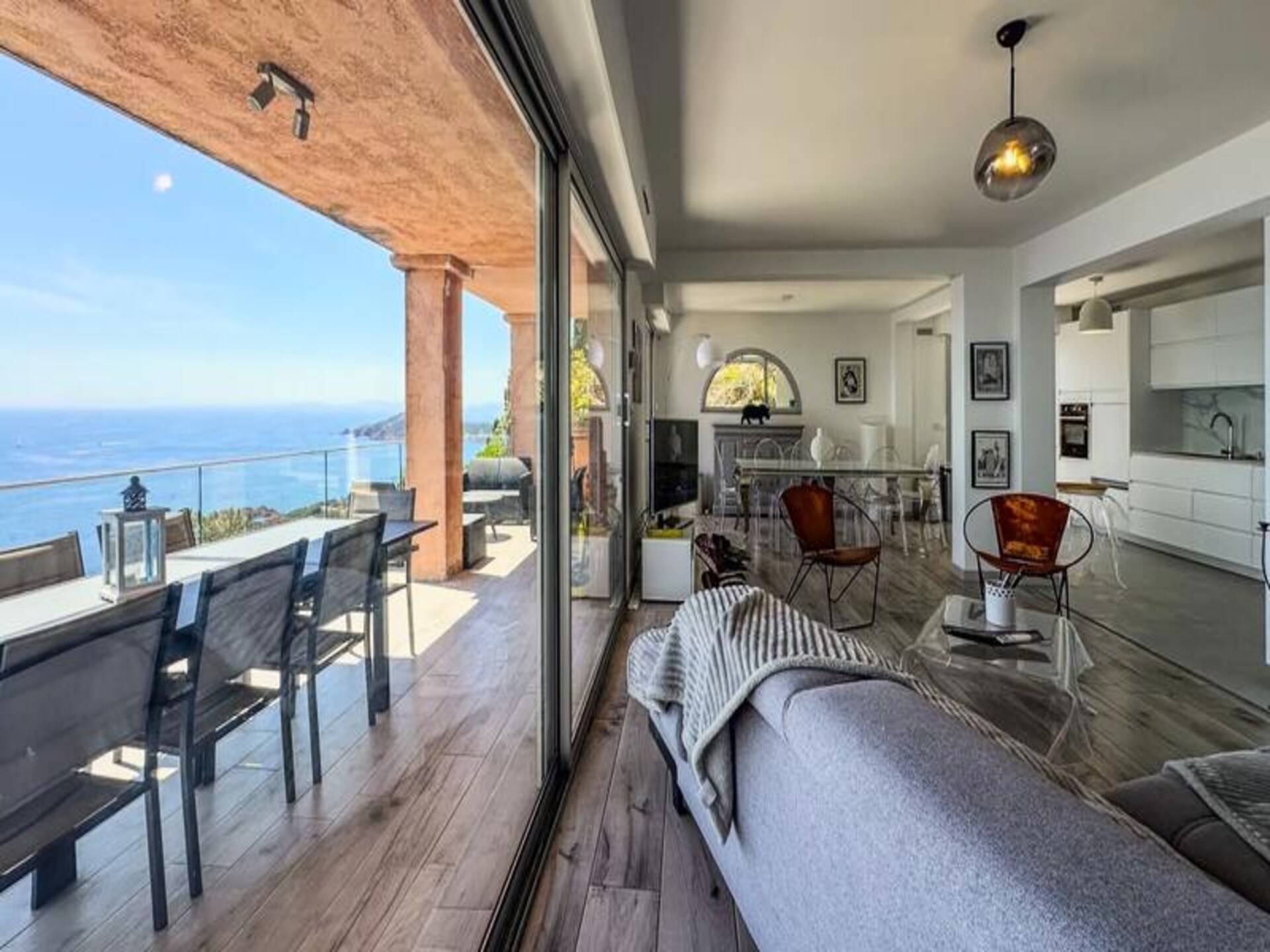 Moderne villa in Anthéor met privézwembad en panoramisch zeezicht voor 8 personen - foto 37