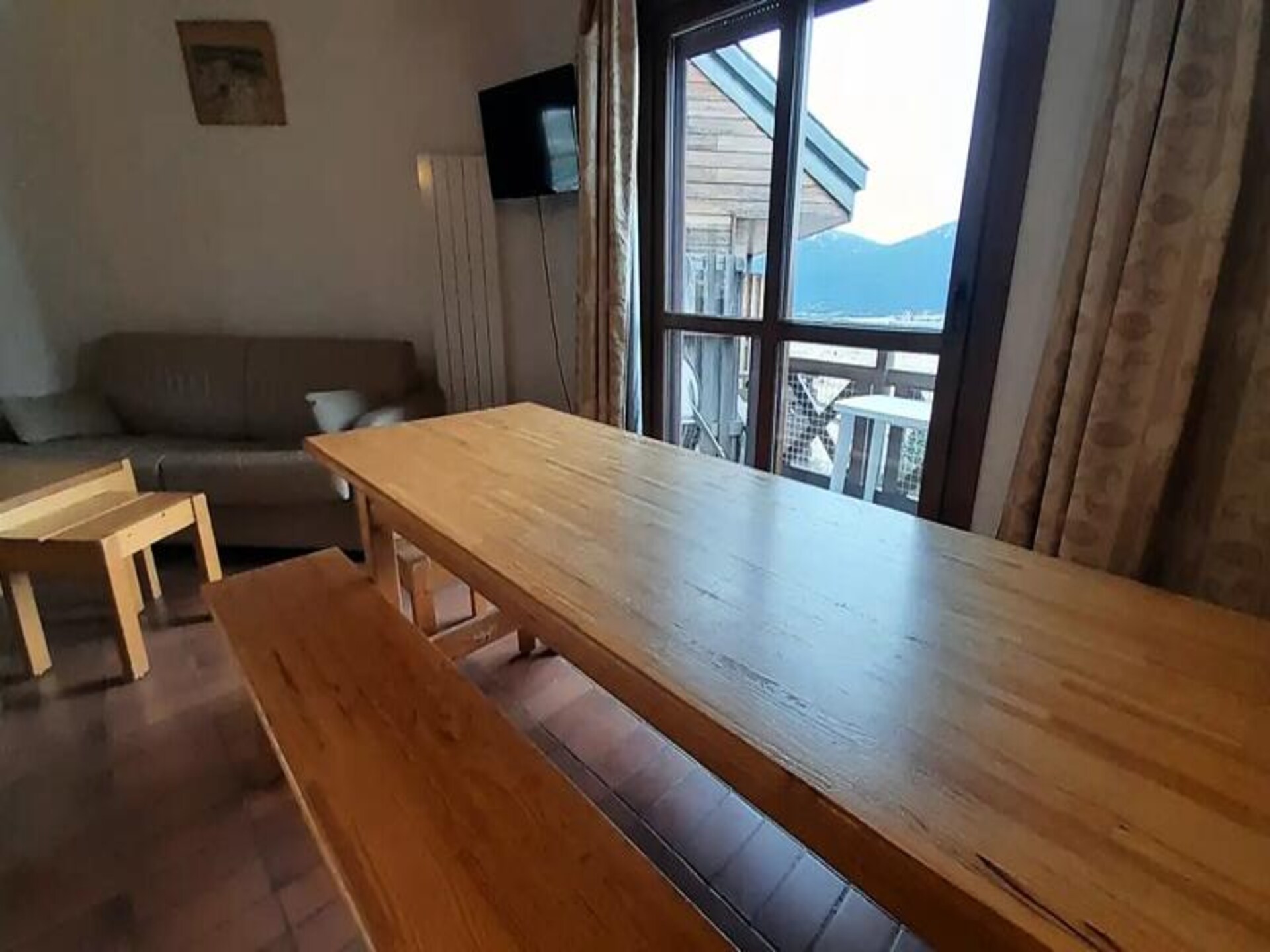 Ruim appartement voor 10 personen in Les Angles met uitzicht op de bergen - foto 13
