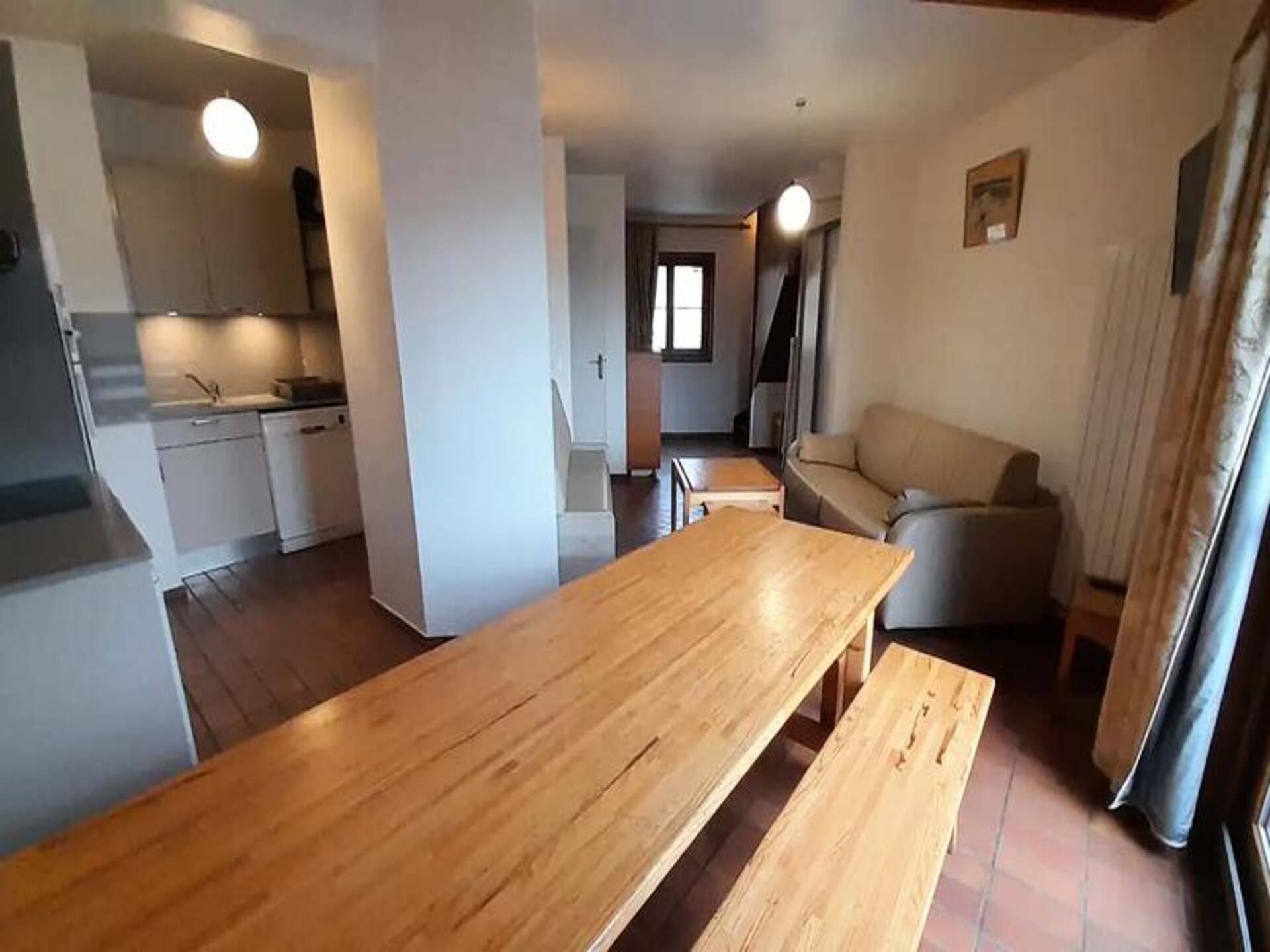 Ruim appartement voor 10 personen in Les Angles met uitzicht op de bergen - foto 15