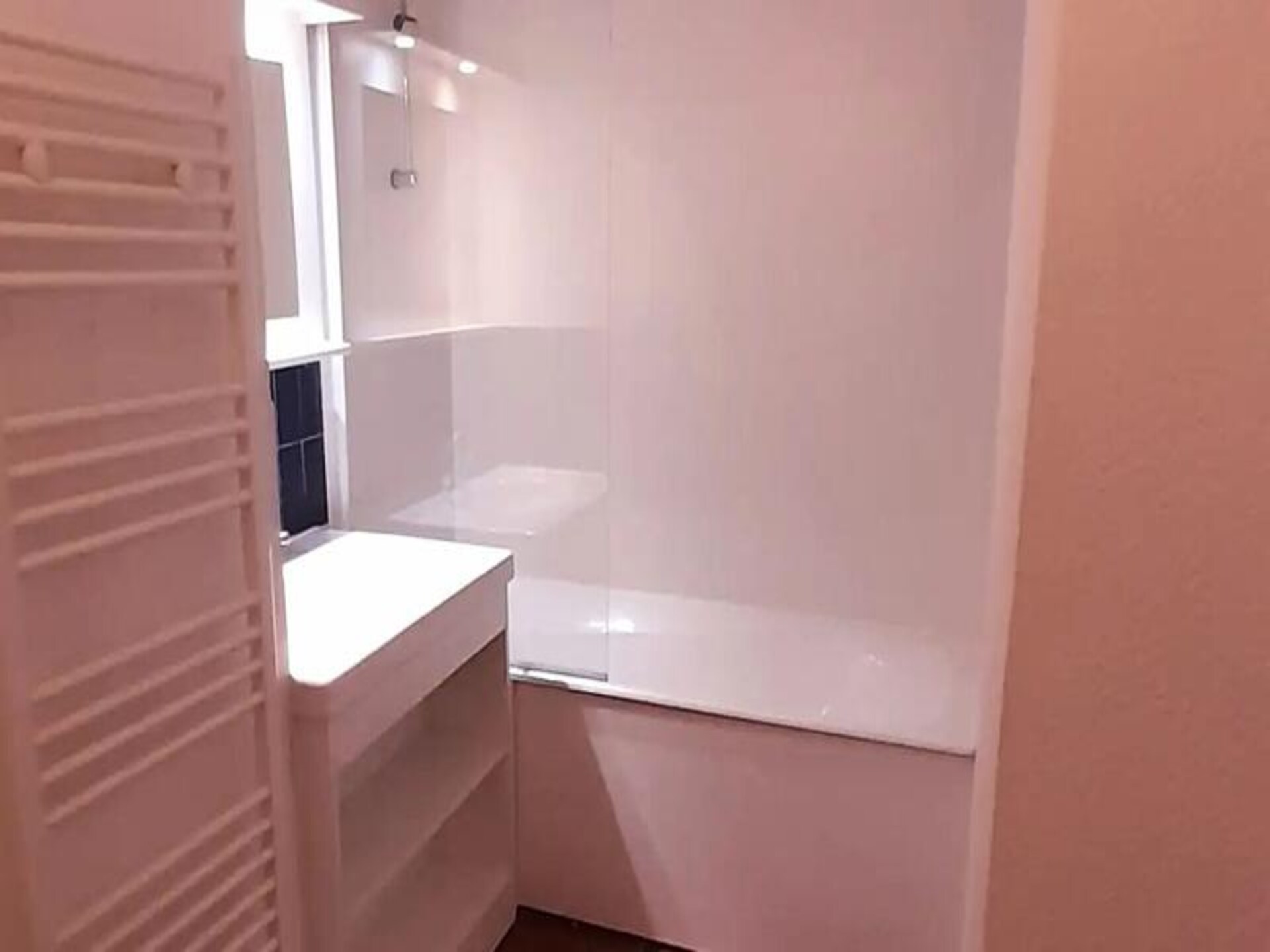 Ruim appartement voor 10 personen in Les Angles met uitzicht op de bergen - foto 17