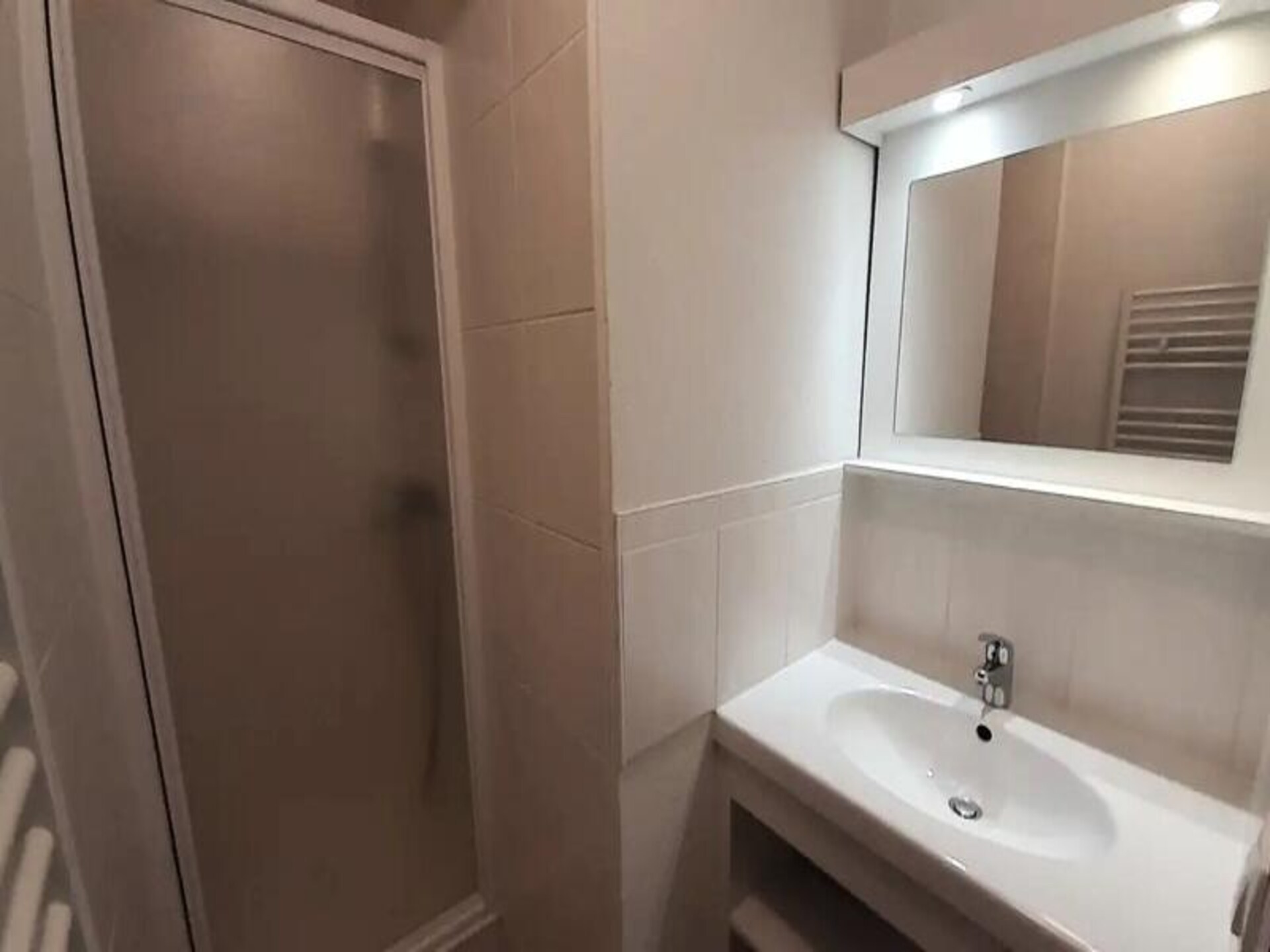 Ruim appartement voor 10 personen in Les Angles met uitzicht op de bergen - foto 18