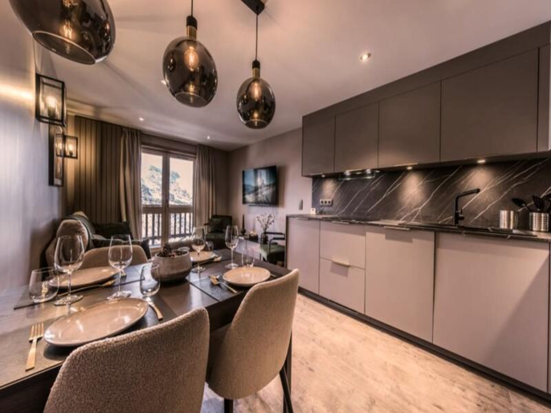 Prachtig 3-slaapkamer appartement op 250m van de piste in Méribel Plateau - foto 3