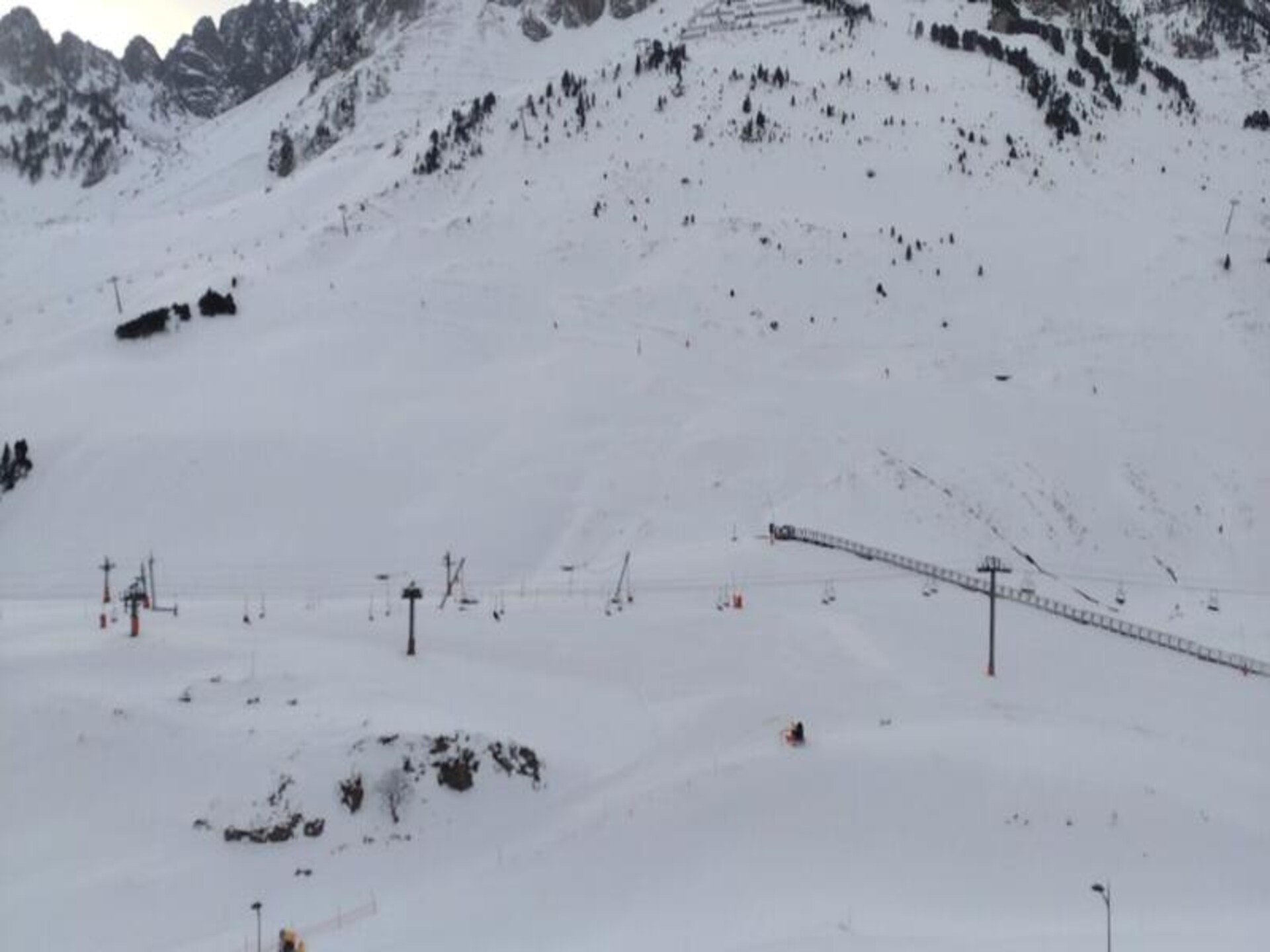 Appartement op 1049m met zwembad, vlakbij de pistes van La Mongie - foto 7