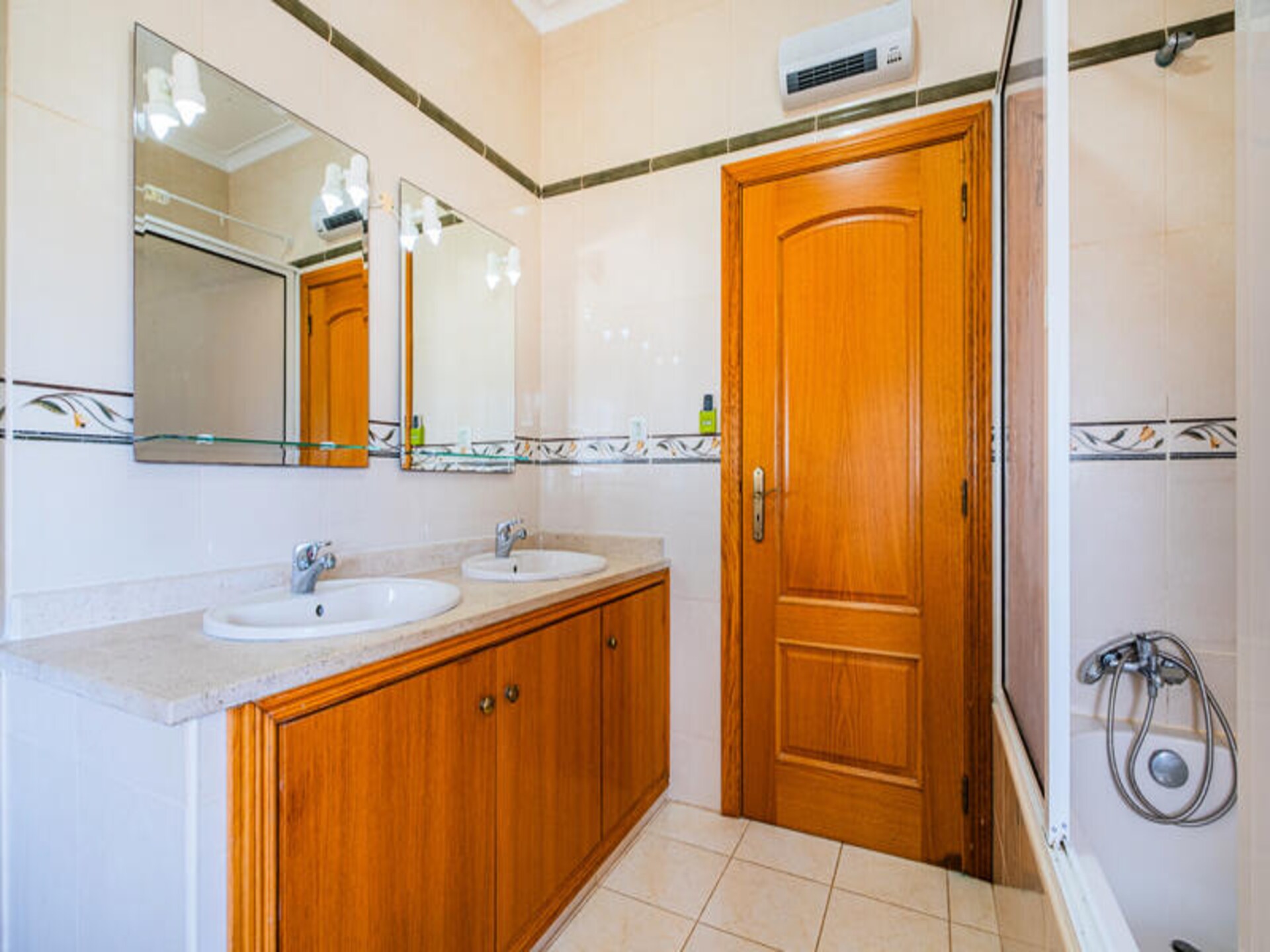 Ruim appartement in Albufeira met tuin, vlakbij strand en Salgados golfbaan - foto 19