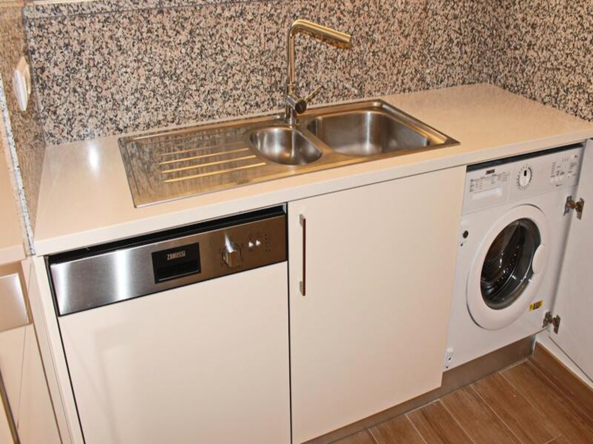 Appartement Albufeira met zeezicht, zwembad en tuin, 3 km van strand - foto 4