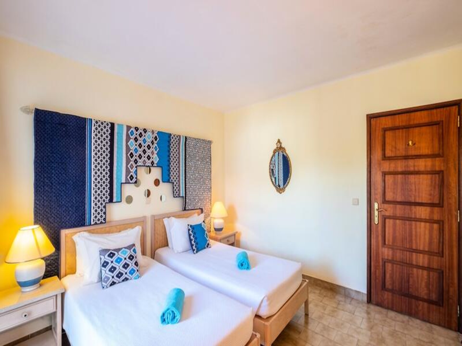 Licht appartement met gemeenschappelijk zwembad in het hart van Albufeira - foto 2