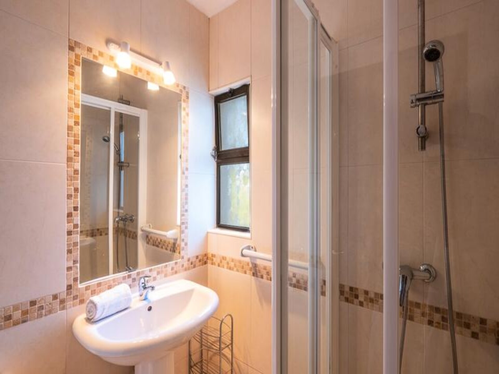 Licht appartement met gemeenschappelijk zwembad in het hart van Albufeira - foto 24