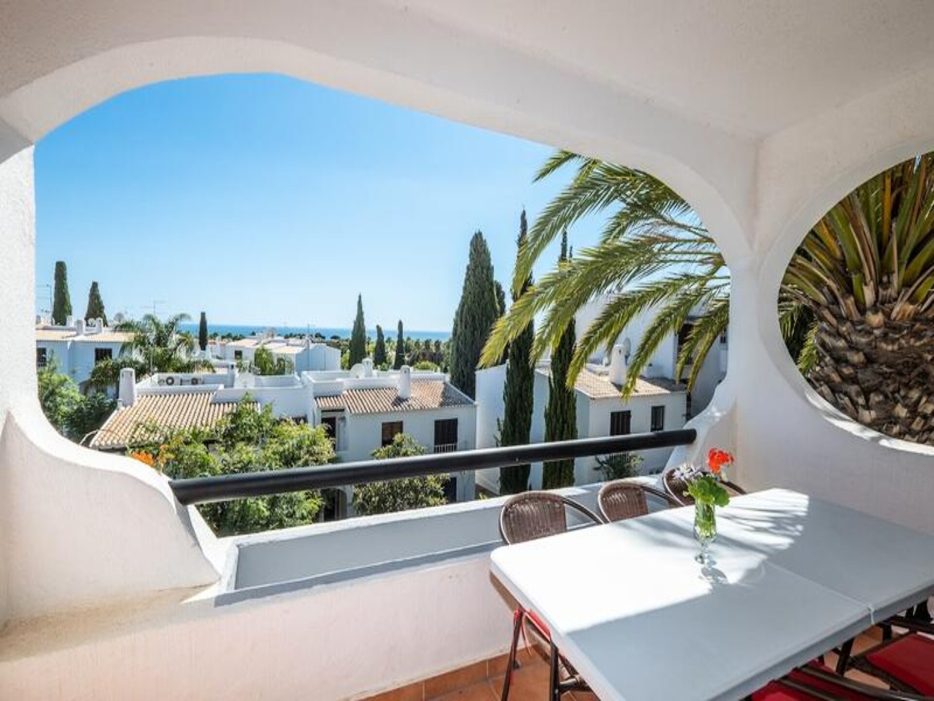 Licht appartement met gemeenschappelijk zwembad in het hart van Albufeira - foto 29