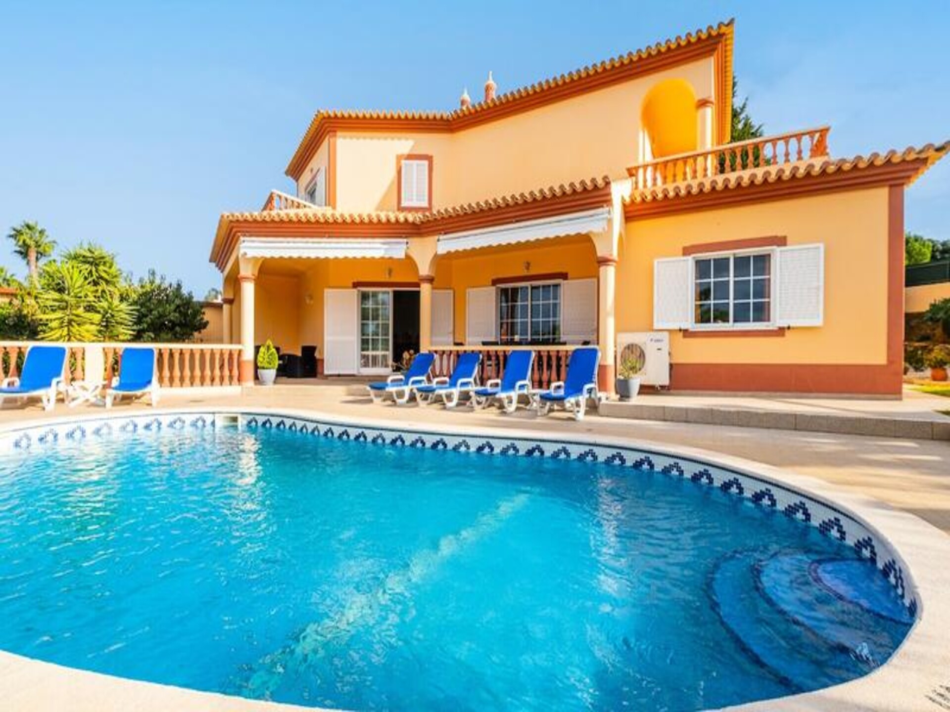 Villa Glória: Zonnig familieparadijs met privézwembad en bergzicht - foto 2