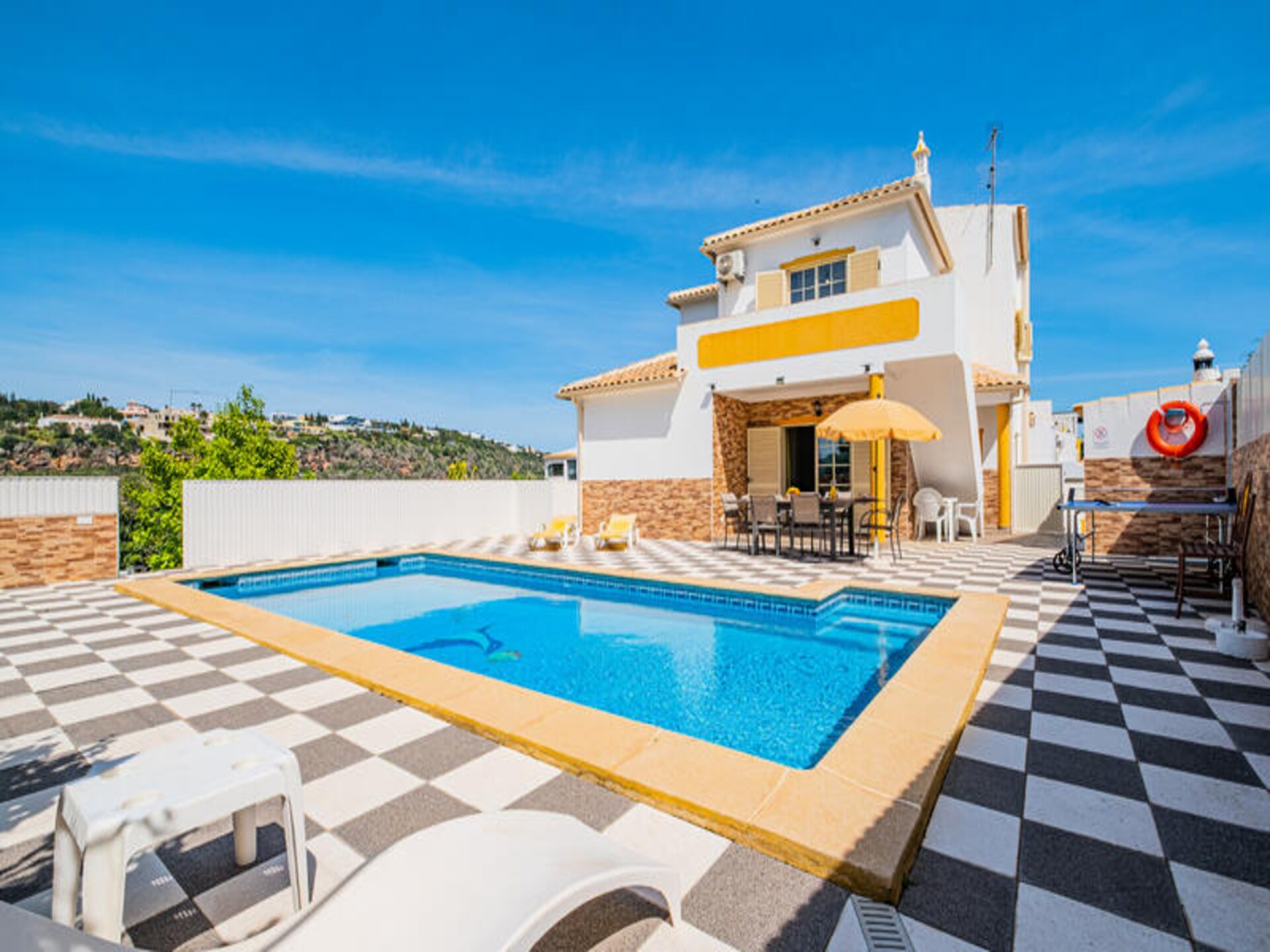 Ruim appartement bij Albufeira met tuin, vlakbij stranden - foto 2