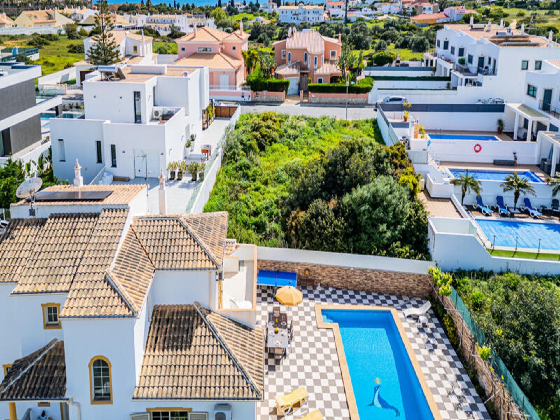 Ruim appartement bij Albufeira met tuin, vlakbij stranden - foto 26