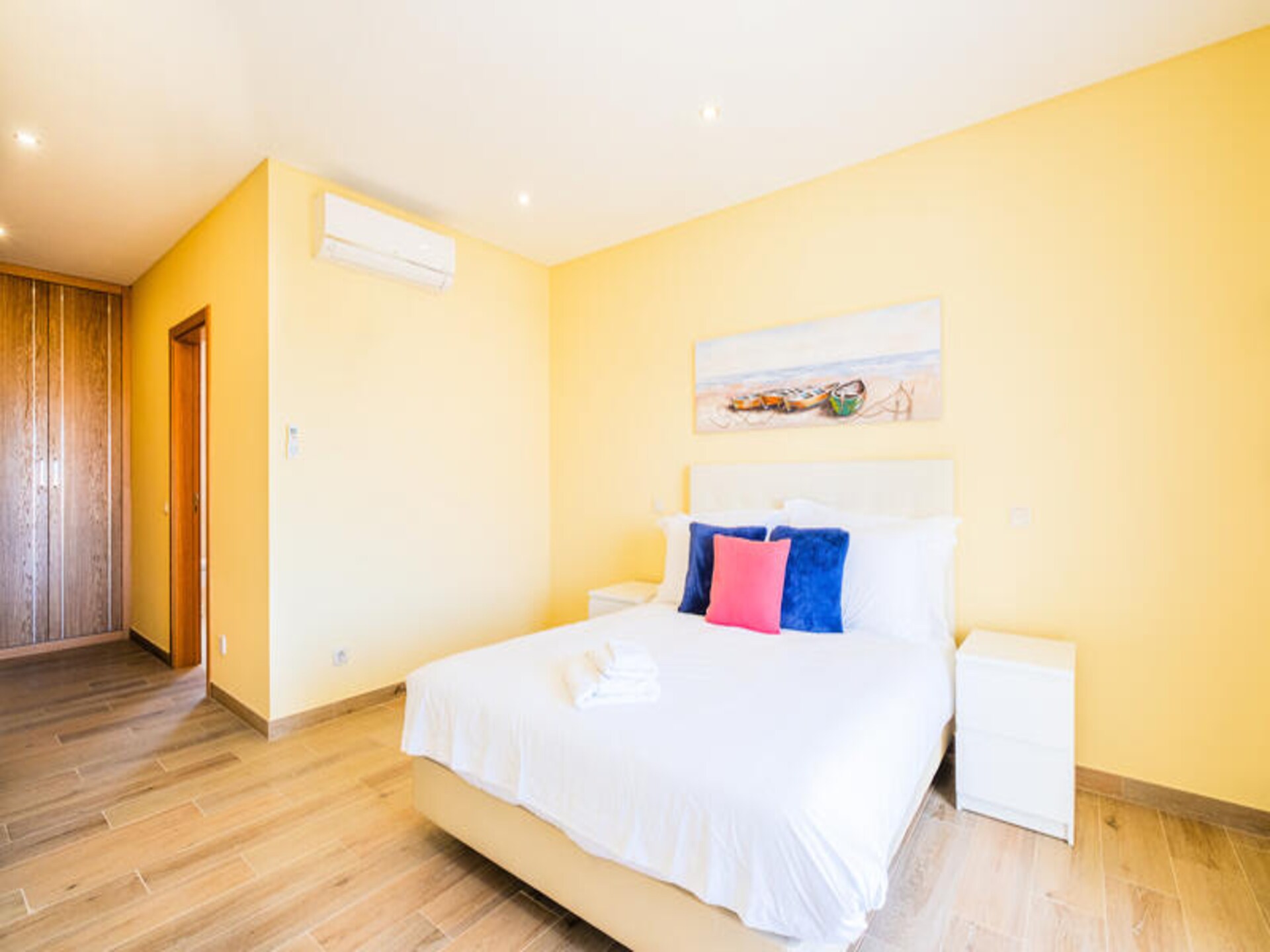 Ruim appartement met 4 slaapkamers, tuin en airco nabij oude centrum Albufeira - foto 17