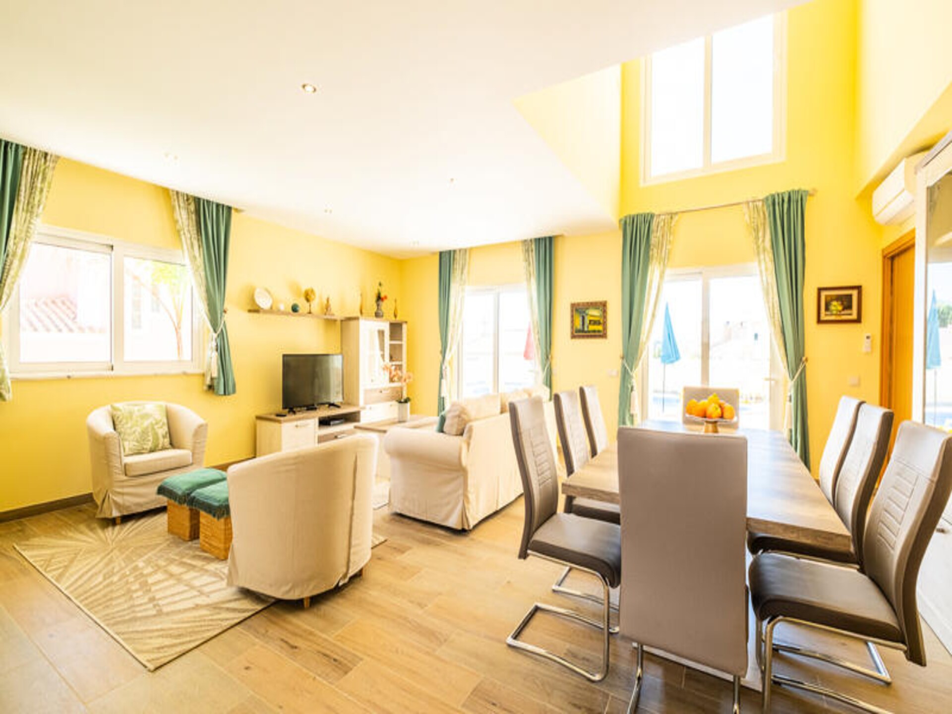 Ruim appartement met 4 slaapkamers, tuin en airco nabij oude centrum Albufeira - foto 28