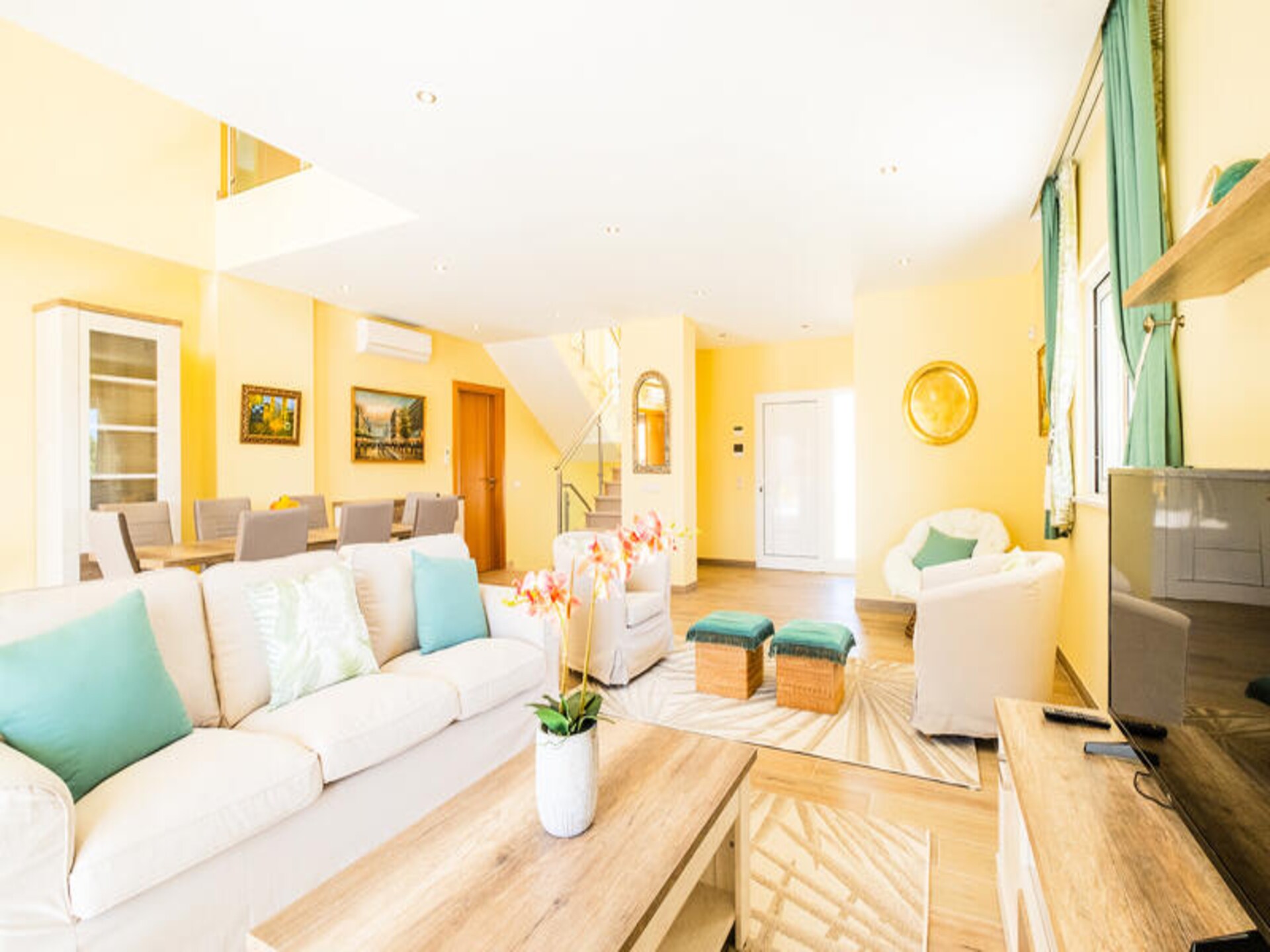 Ruim appartement met 4 slaapkamers, tuin en airco nabij oude centrum Albufeira - foto 36