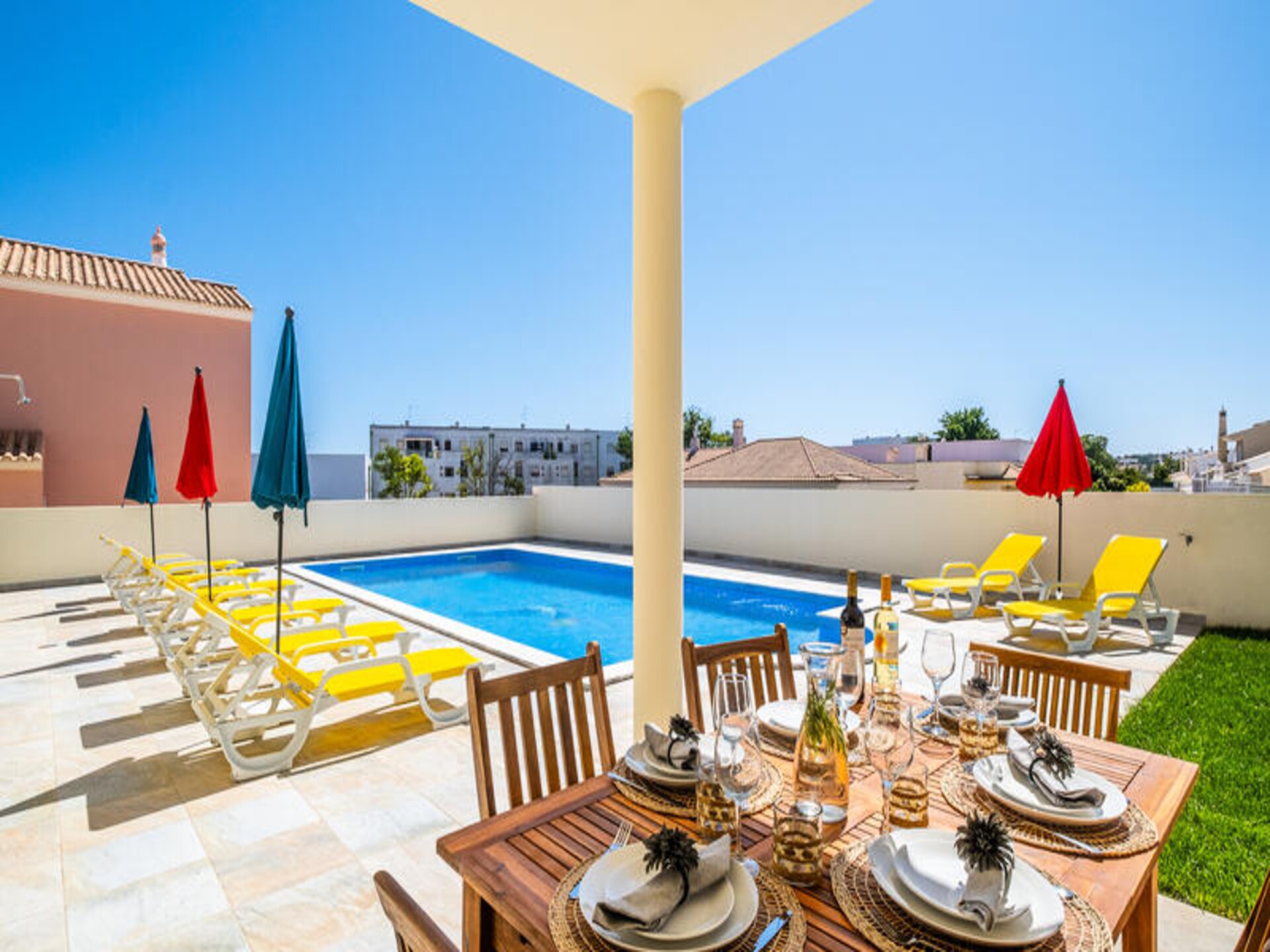 Ruim appartement met 4 slaapkamers, tuin en airco nabij oude centrum Albufeira - foto 39