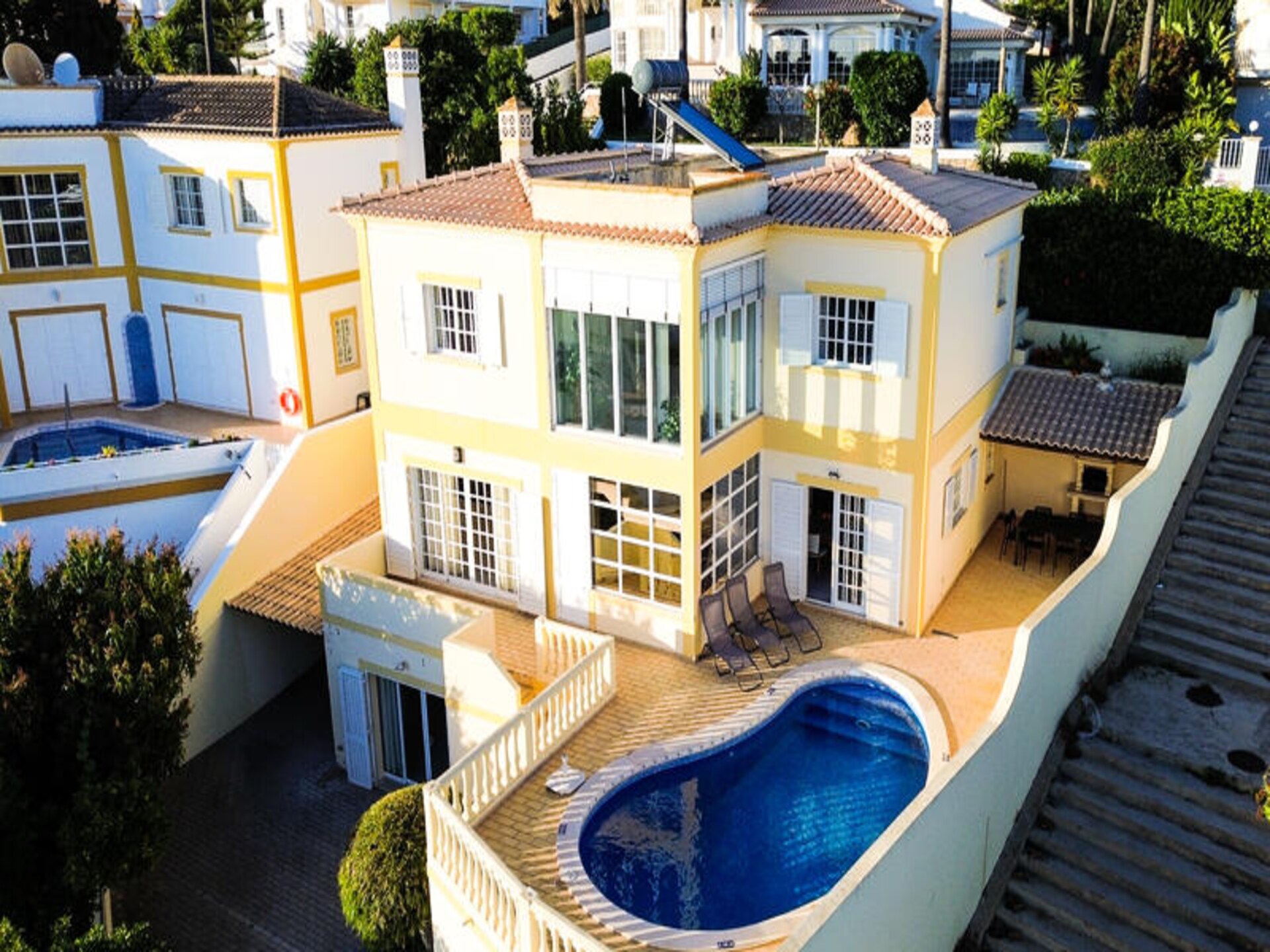 Ruim appartement met zeezicht en tuin in Albufeira voor 11 personen - foto 1