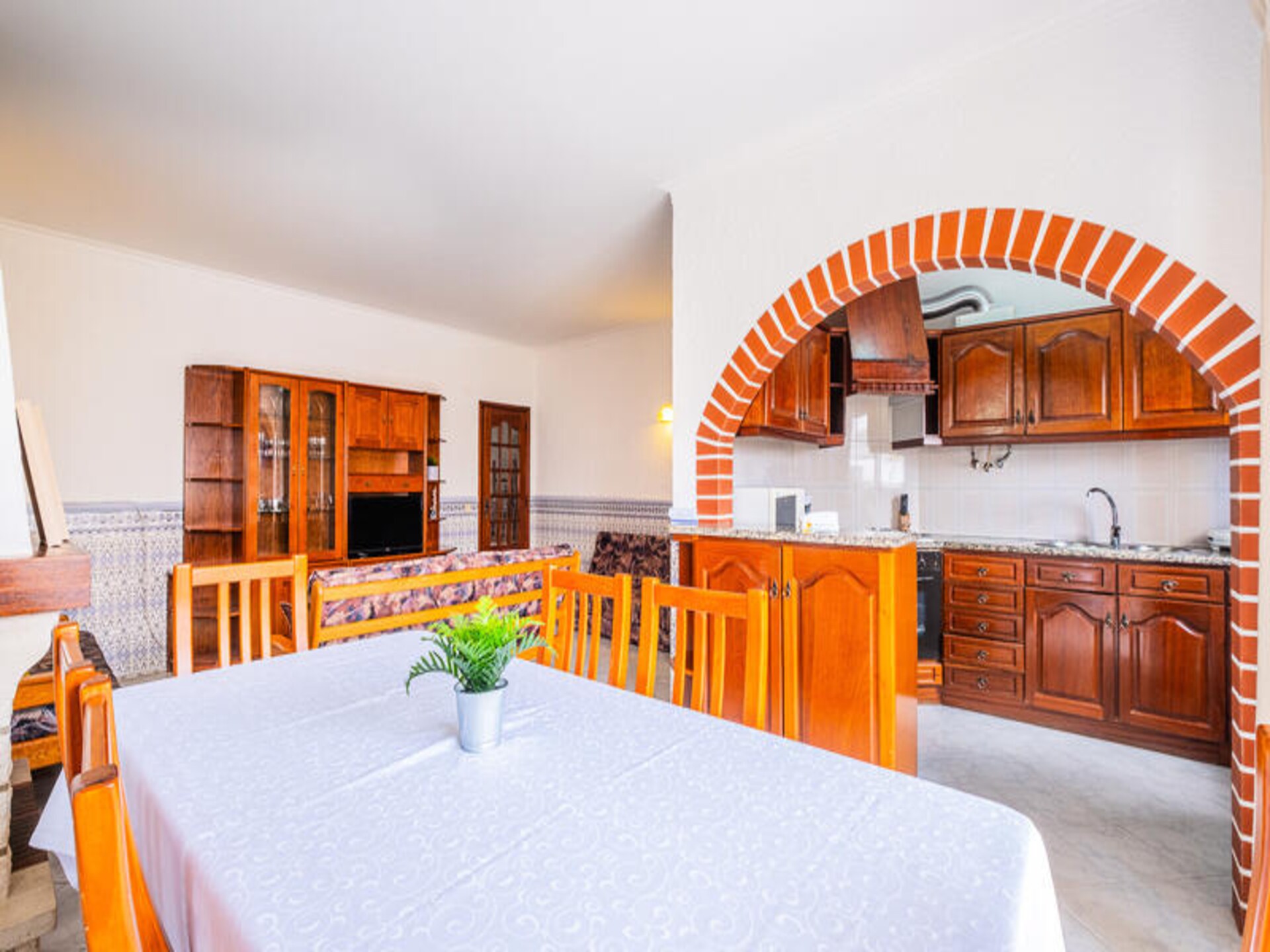Licht appartement met zwembad in het hart van Albufeira - foto 6