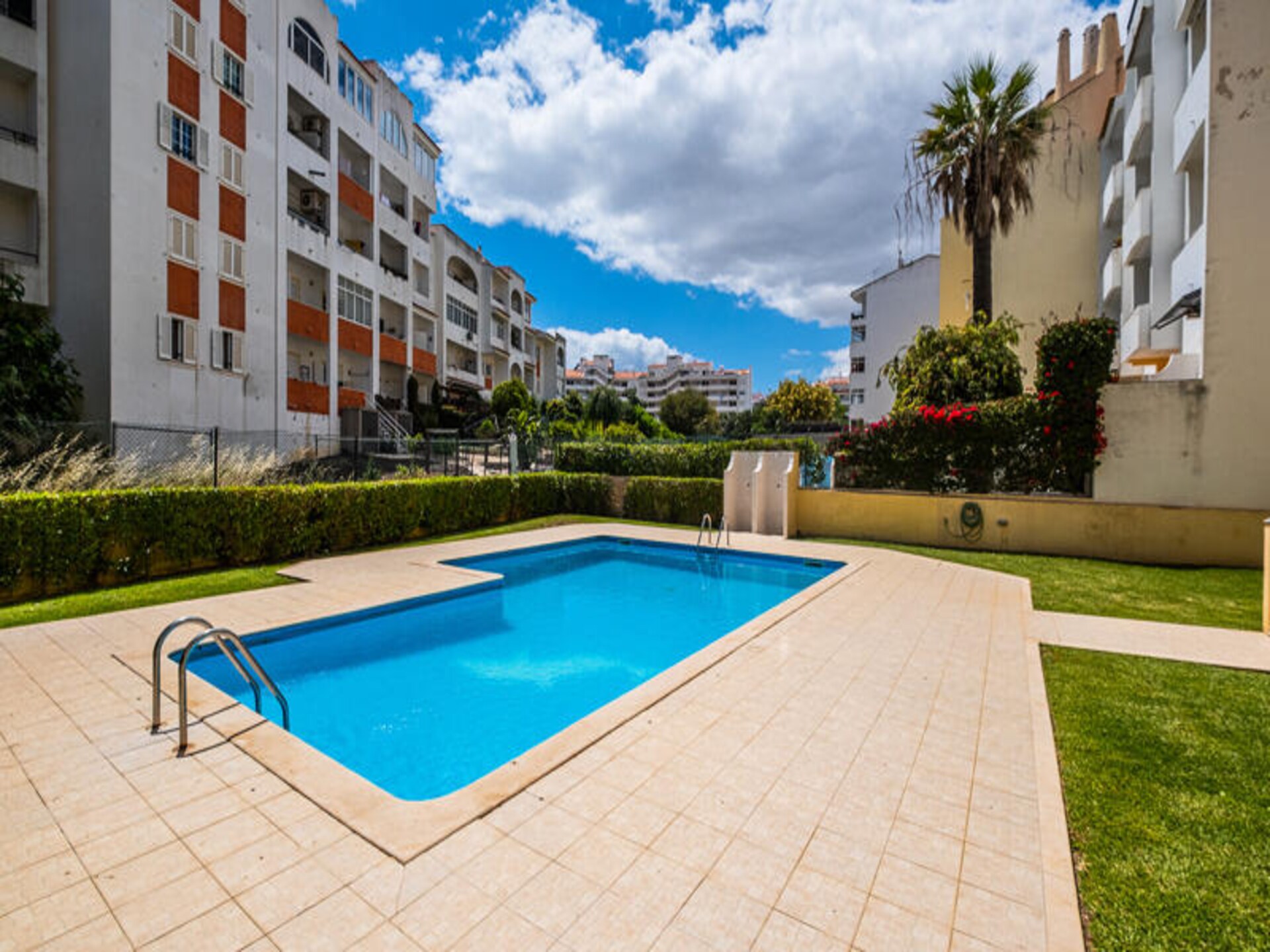 Licht appartement met zwembad in het hart van Albufeira - foto 13
