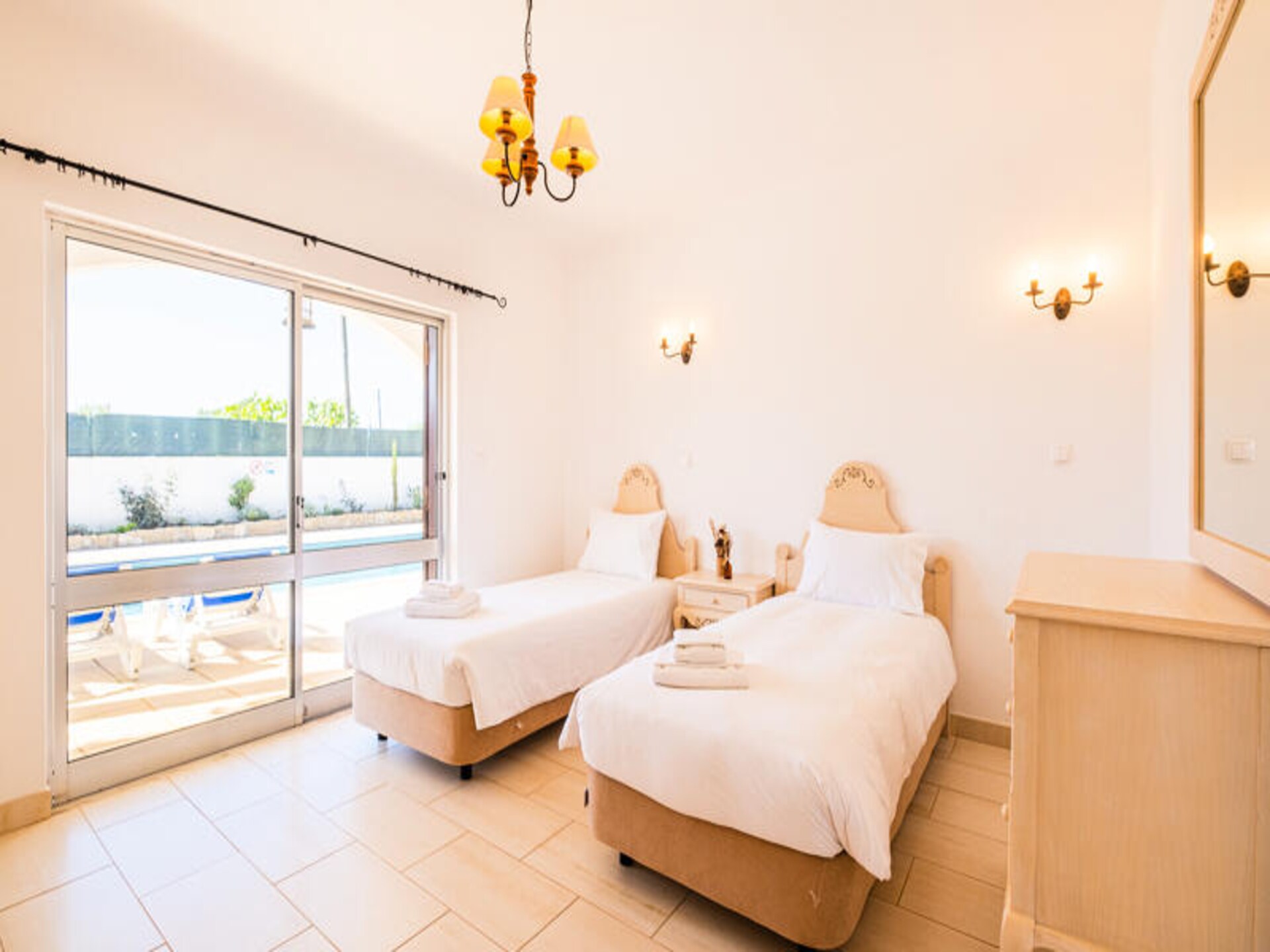 Luxe appartement in Albufeira: 3 slaapkamers, airco en tuin - foto 14