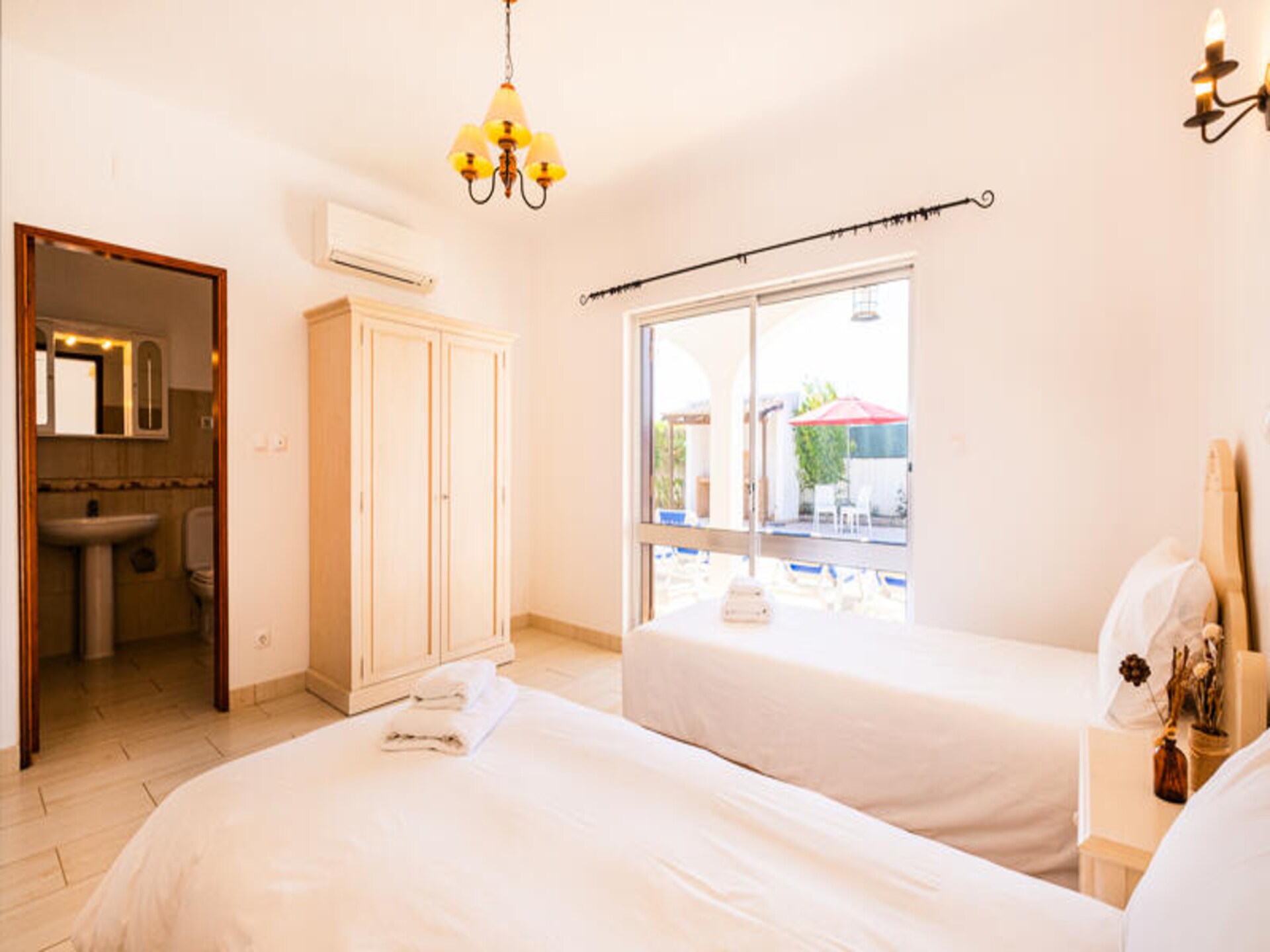 Luxe appartement in Albufeira: 3 slaapkamers, airco en tuin - foto 15