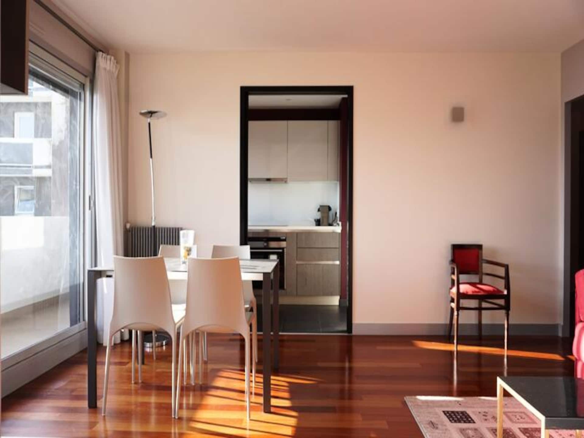 Elegant appartement met panoramisch dakterras in het 15e arrondissement - foto 4