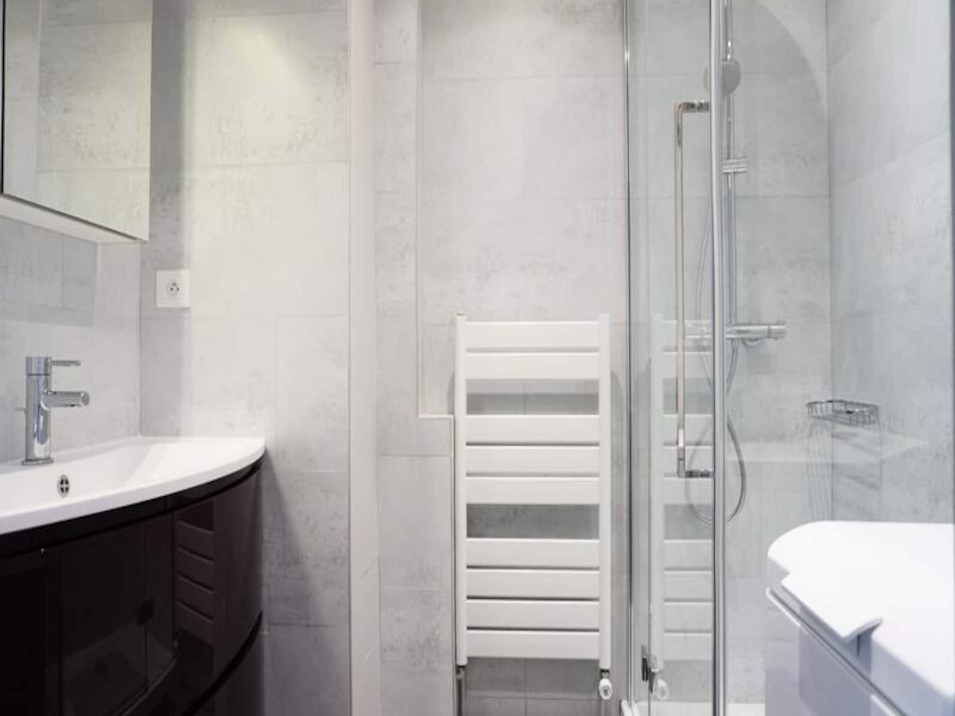 Elegant appartement met panoramisch dakterras in het 15e arrondissement - foto 12