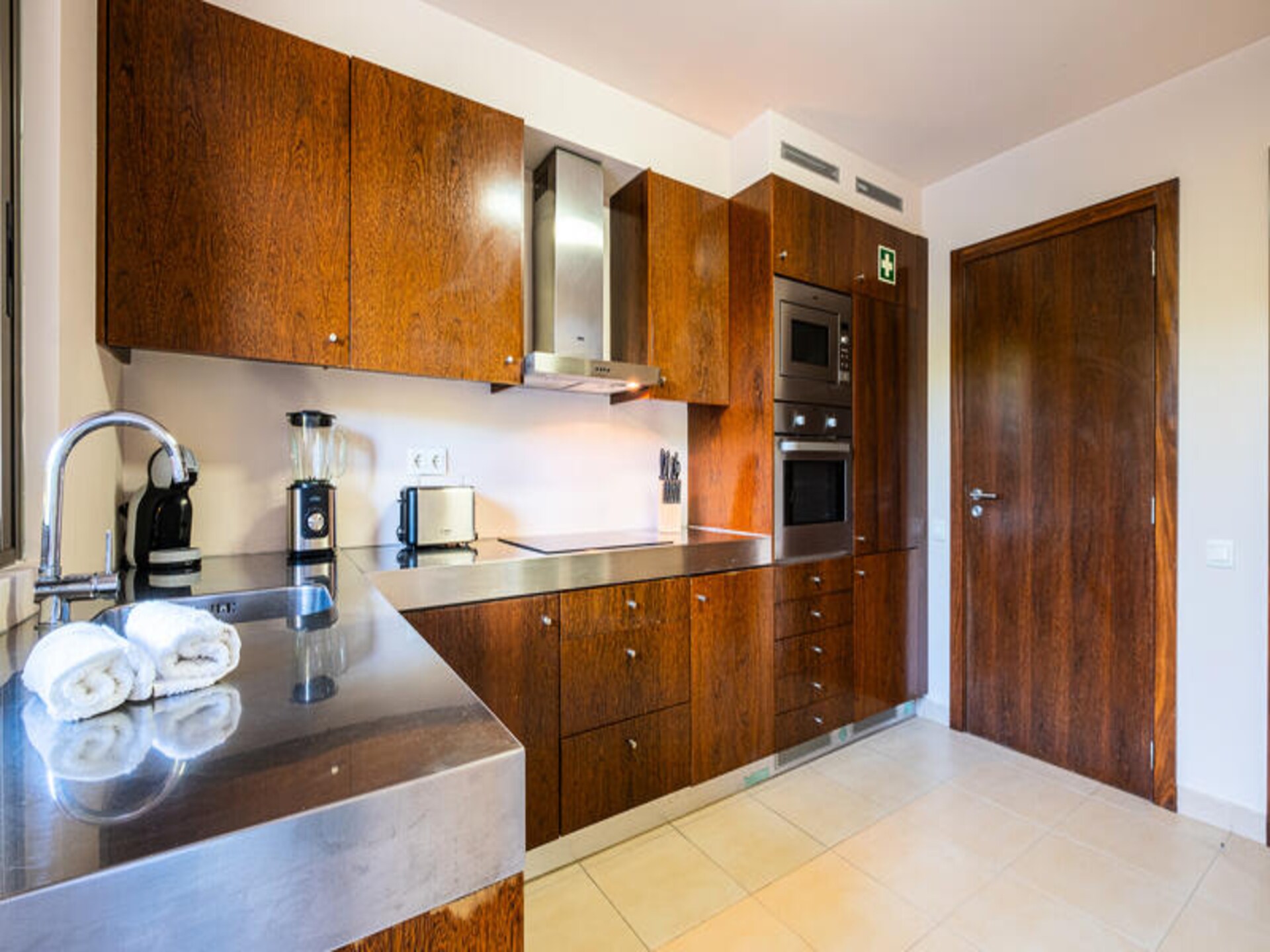 Ruim appartement met privézwembad en tuin in het hart van Albufeira - foto 6