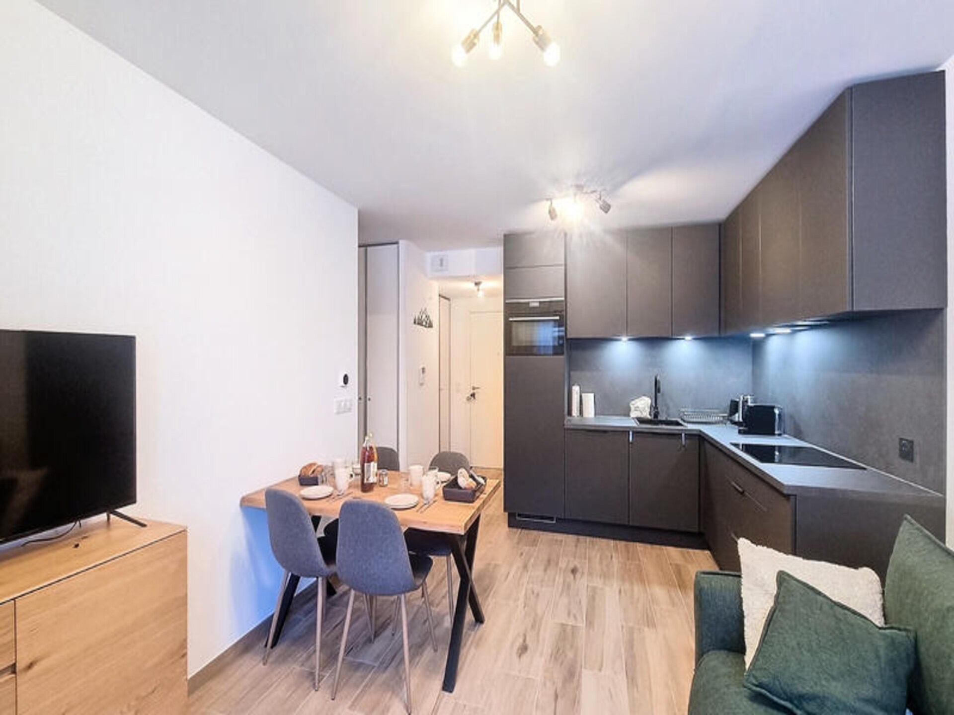 Knus appartement voor 4 op 550m van de piste in Les Gets - foto 2