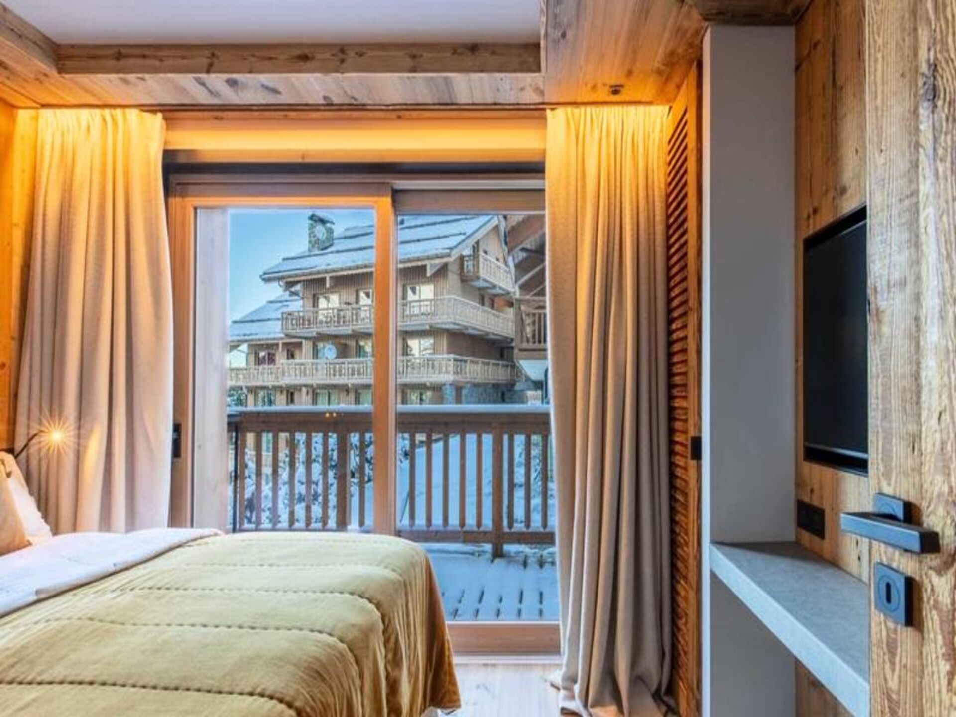 Antarès Sirius 001: Luxe 2-kamerappartement in Méribel met wellness & ski-in/ski-out - foto 9