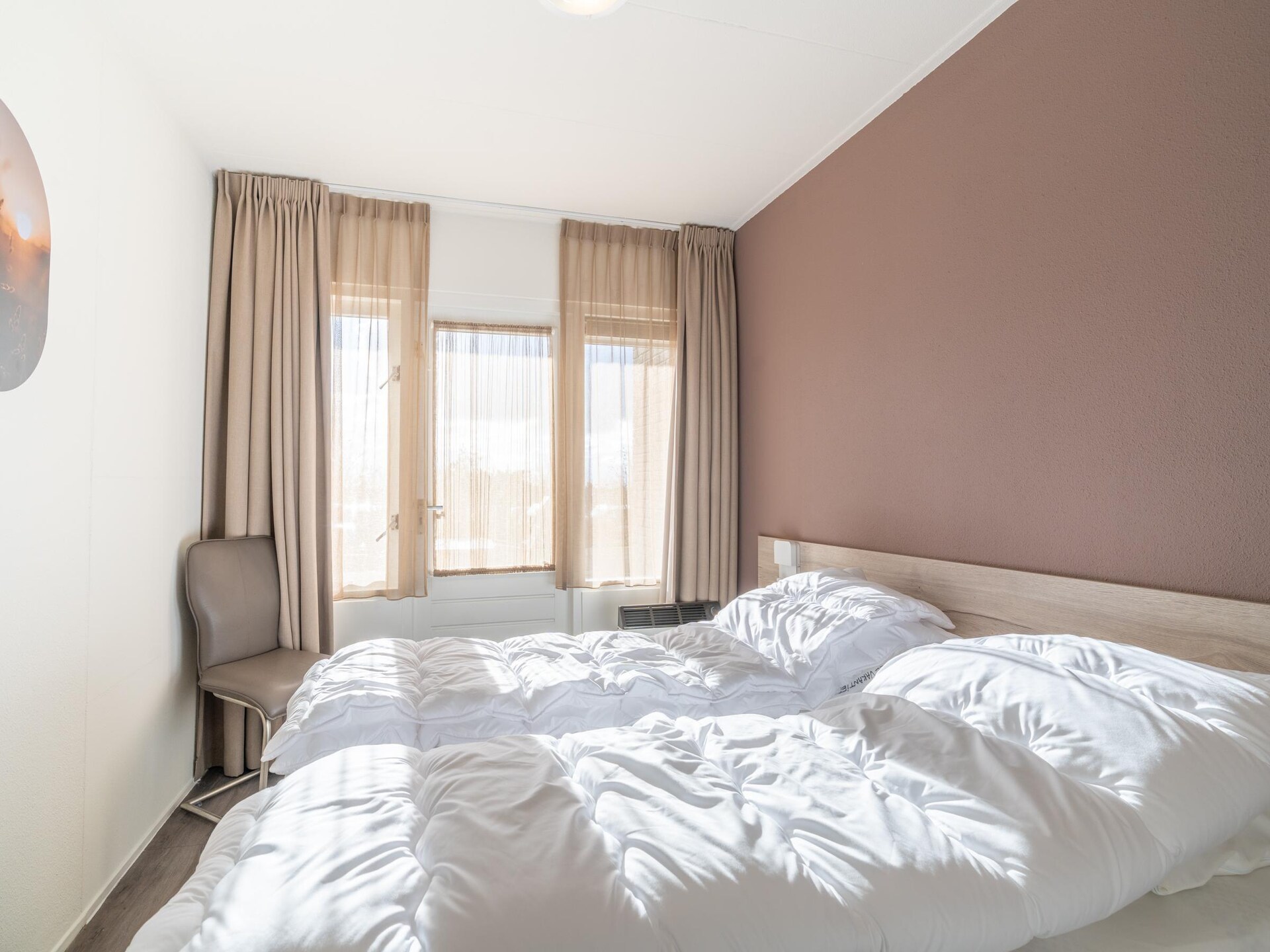 Juliana 074: Luxe 4-persoons appartement op begane grond, 200m van strand - foto 8