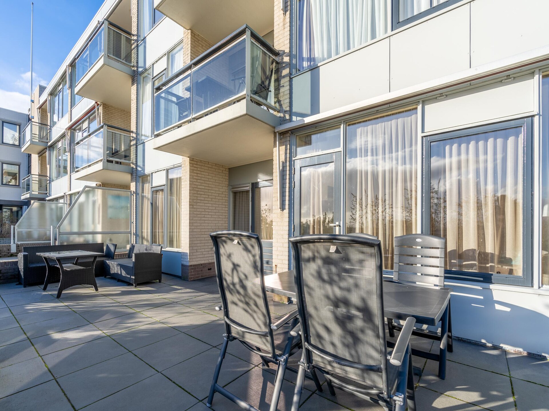 Juliana 074: Luxe 4-persoons appartement op begane grond, 200m van strand - foto 10