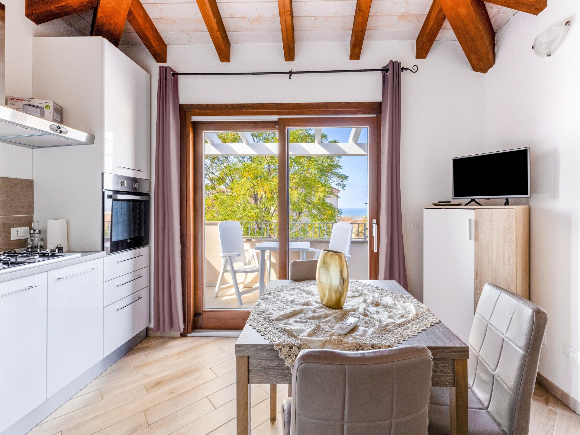 Penthouse Badesi met panoramisch uitzicht, vlakbij zee - foto 14