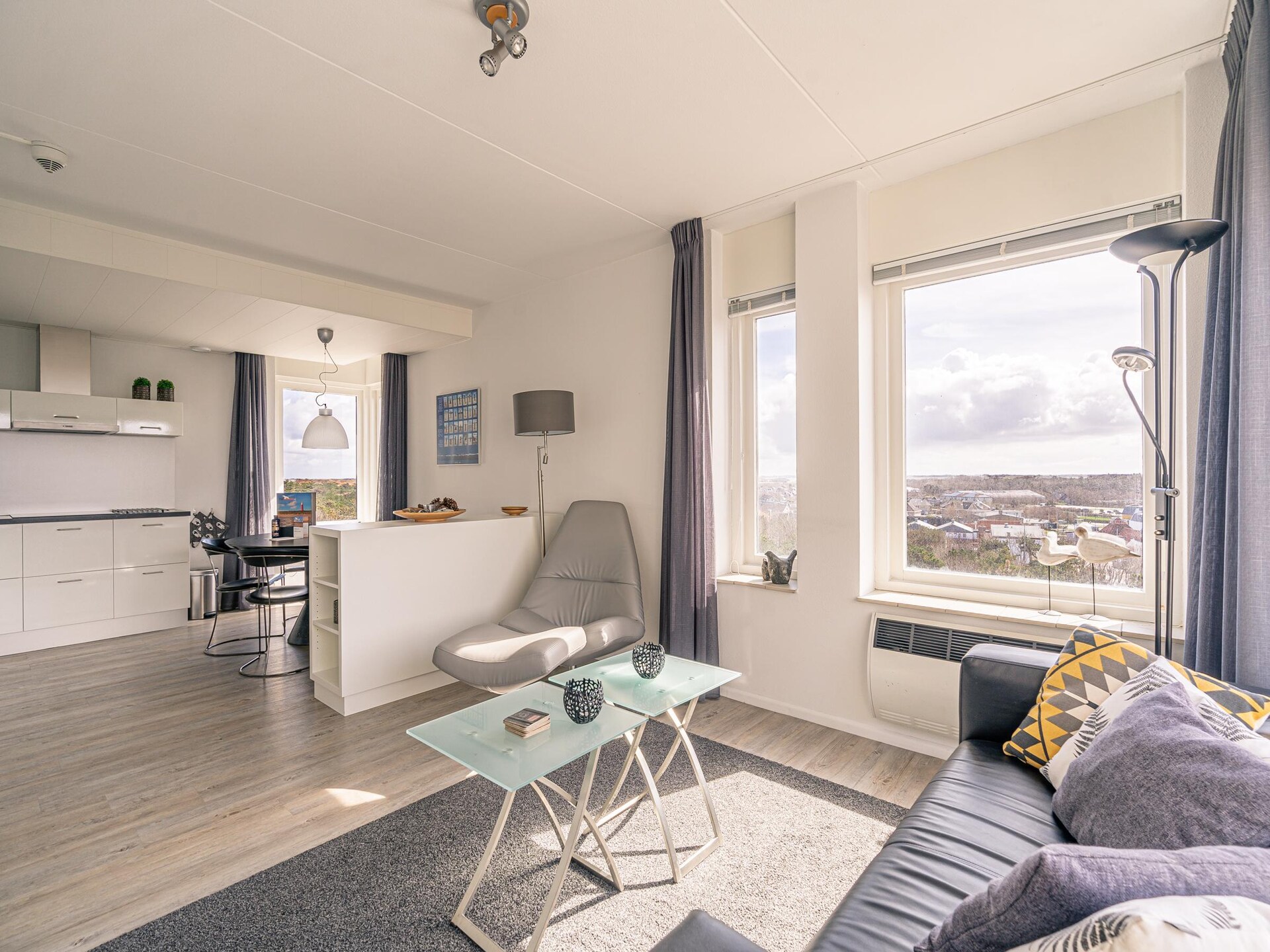 Juliana 132: Modern hoekappartement met duin- en zeezicht in De Koog - foto 4