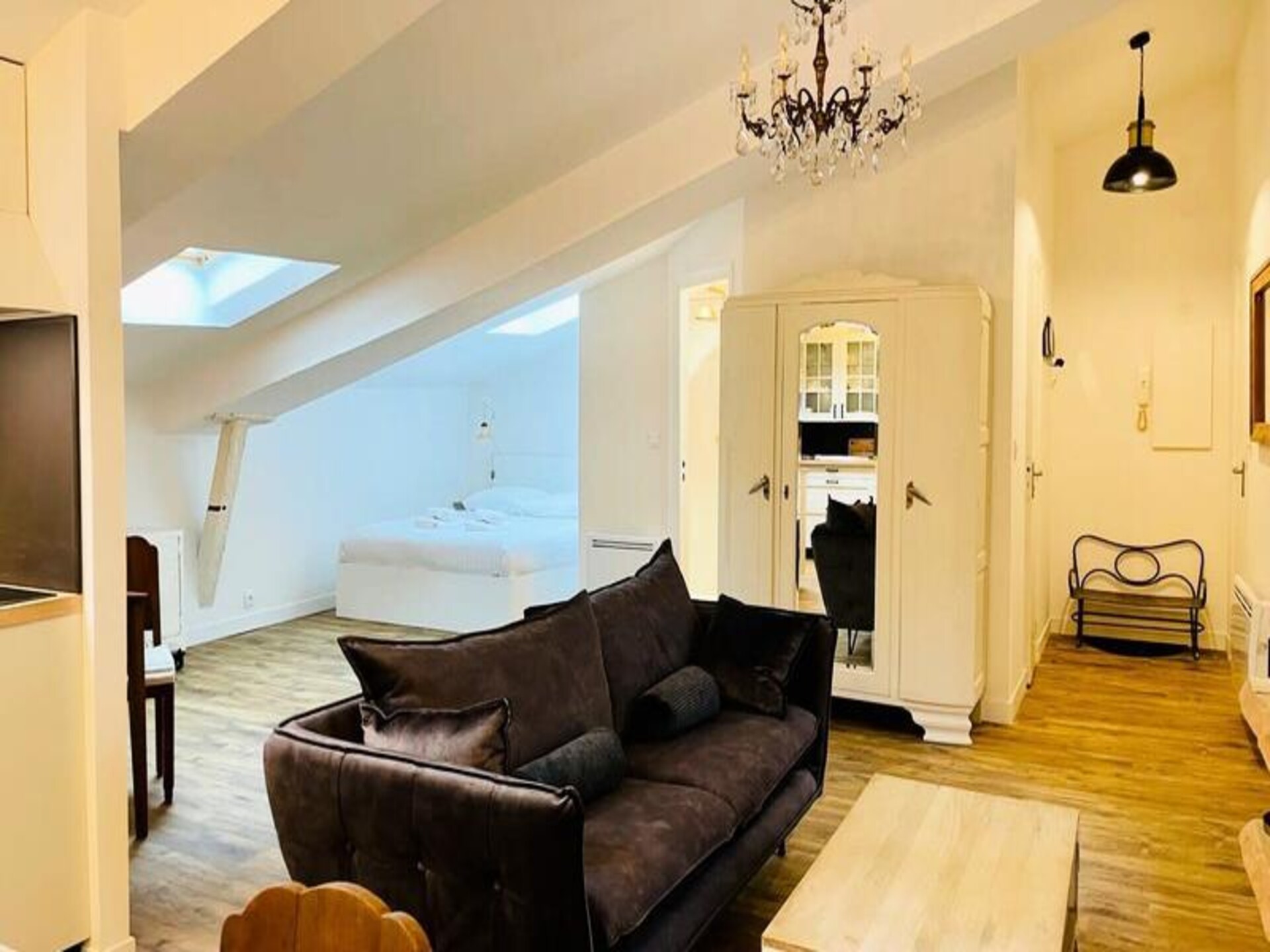 Knus appartement aan het Stadhuisplein in hartje La Rochelle - foto 12