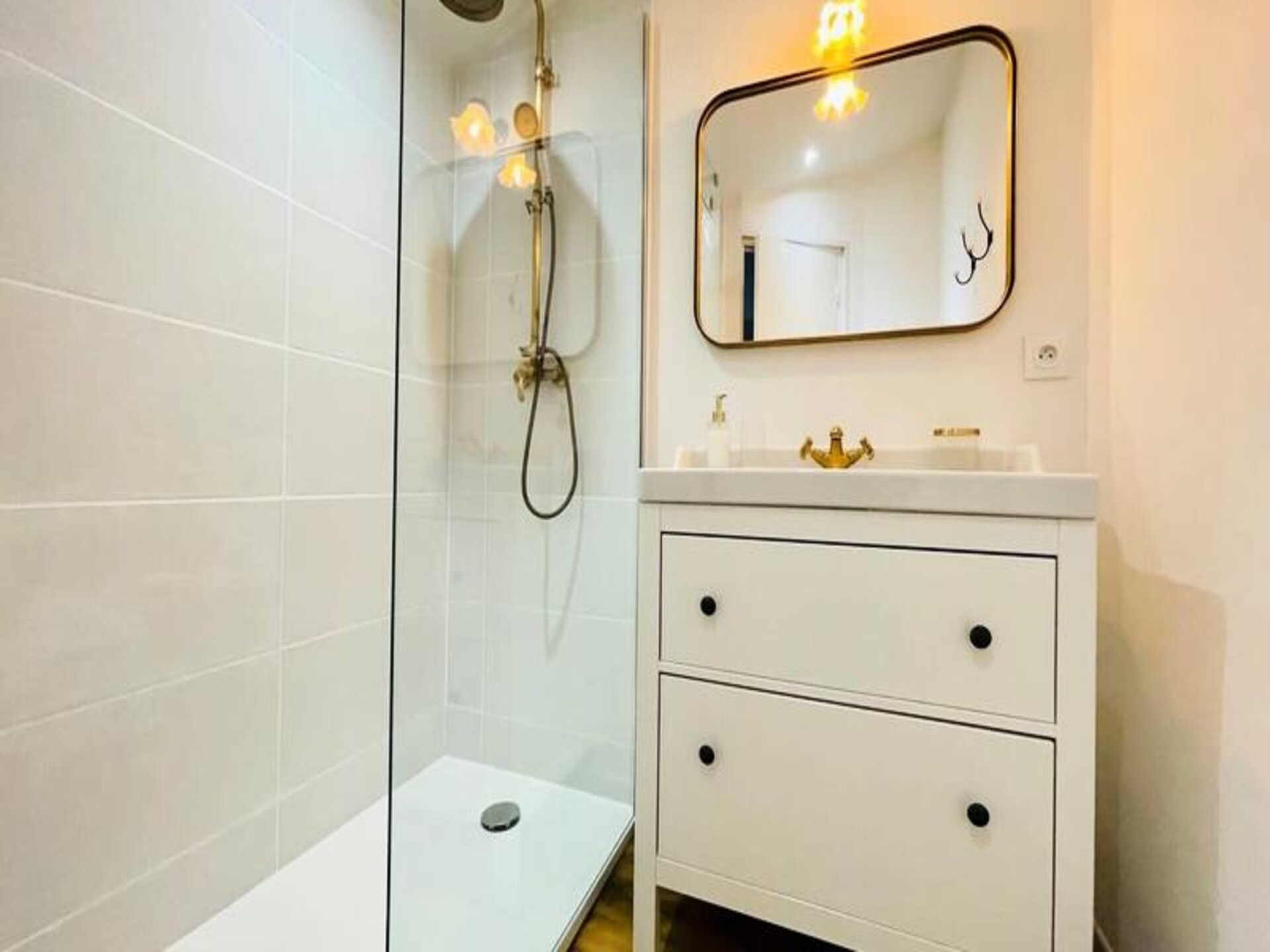 Knus appartement aan het Stadhuisplein in hartje La Rochelle - foto 25
