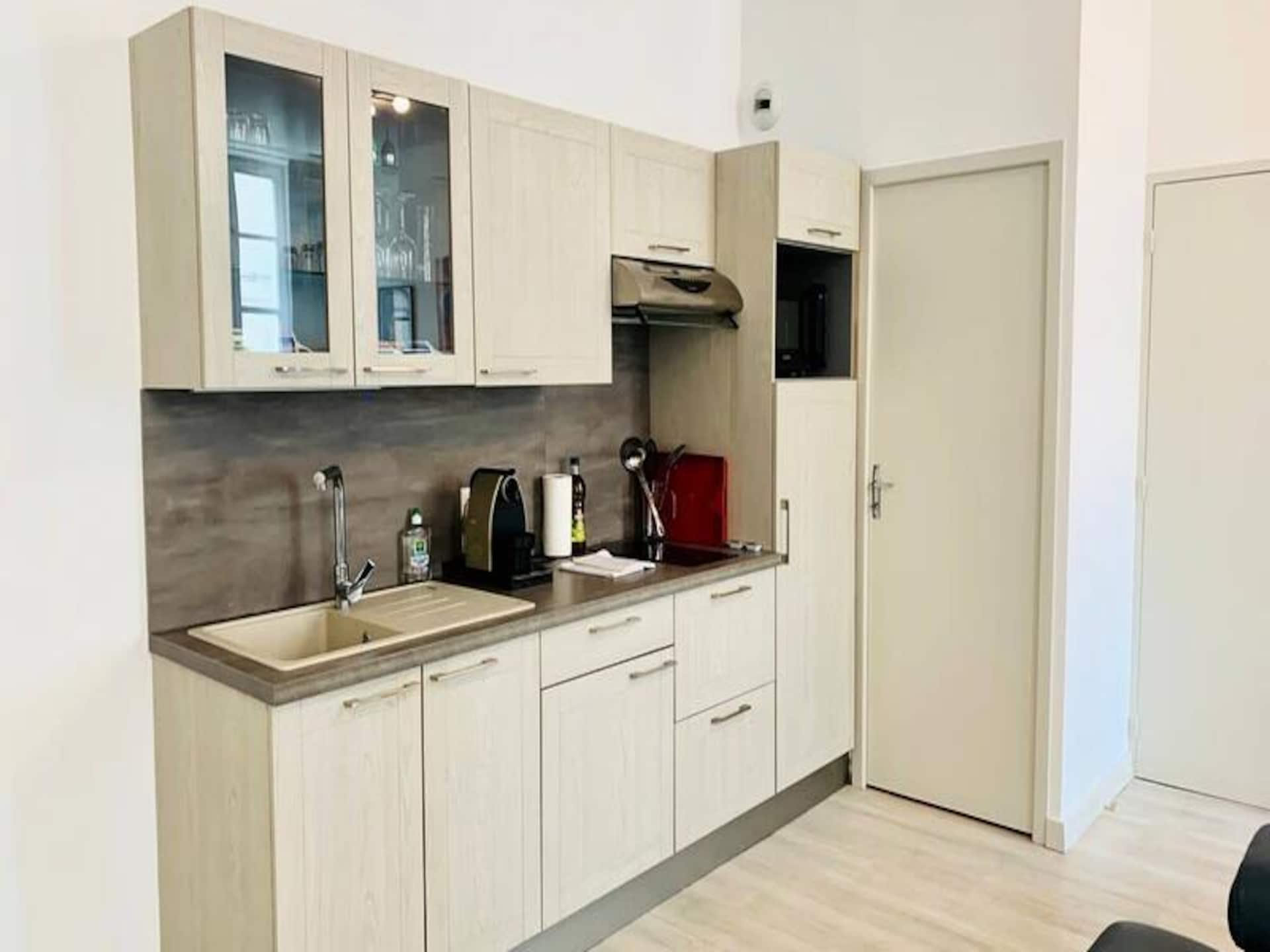 Gerenoveerd appartement in historisch hart La Rochelle, vlakbij oude haven - foto 3