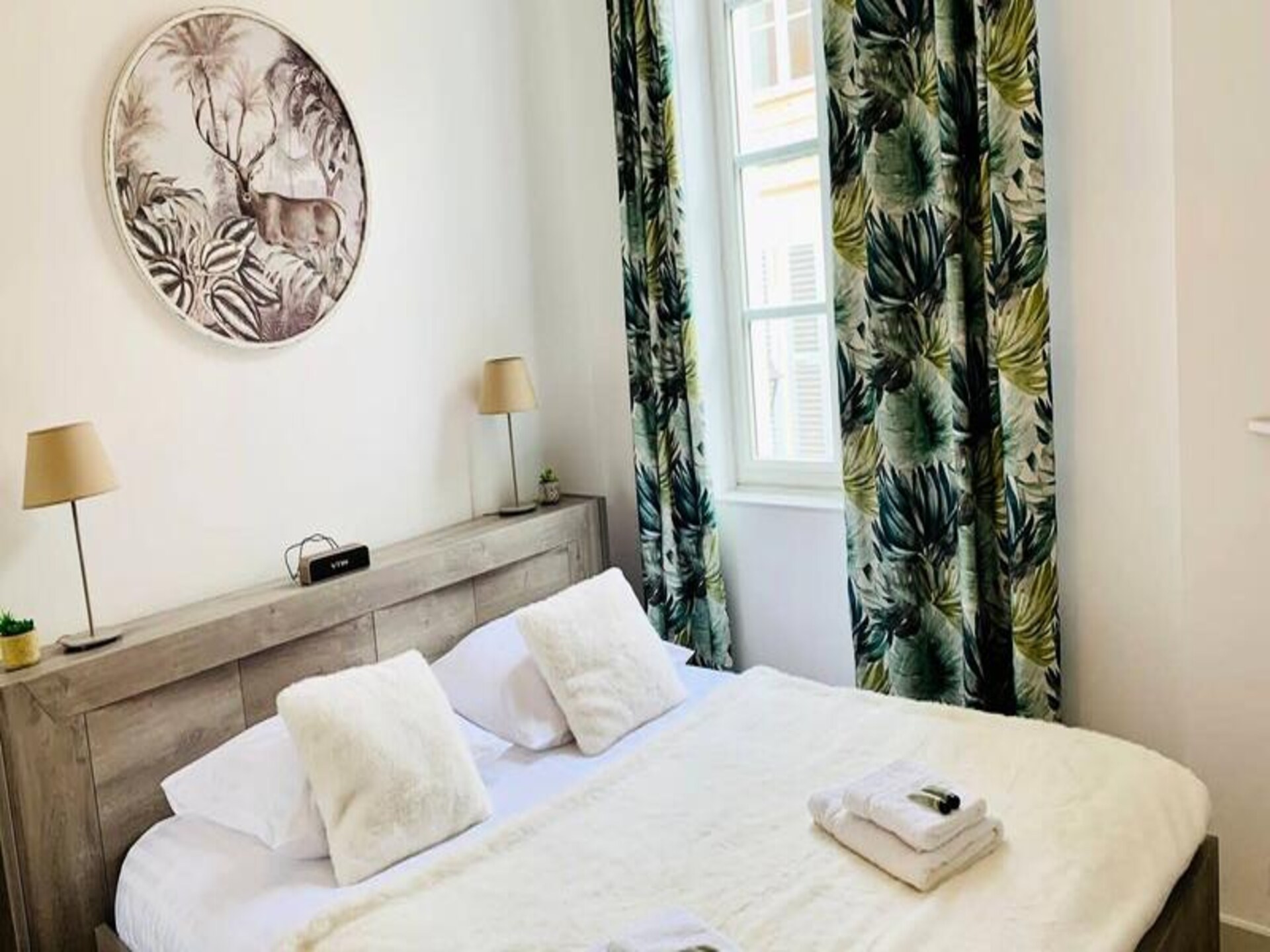Gerenoveerd appartement in historisch hart La Rochelle, vlakbij oude haven - foto 16