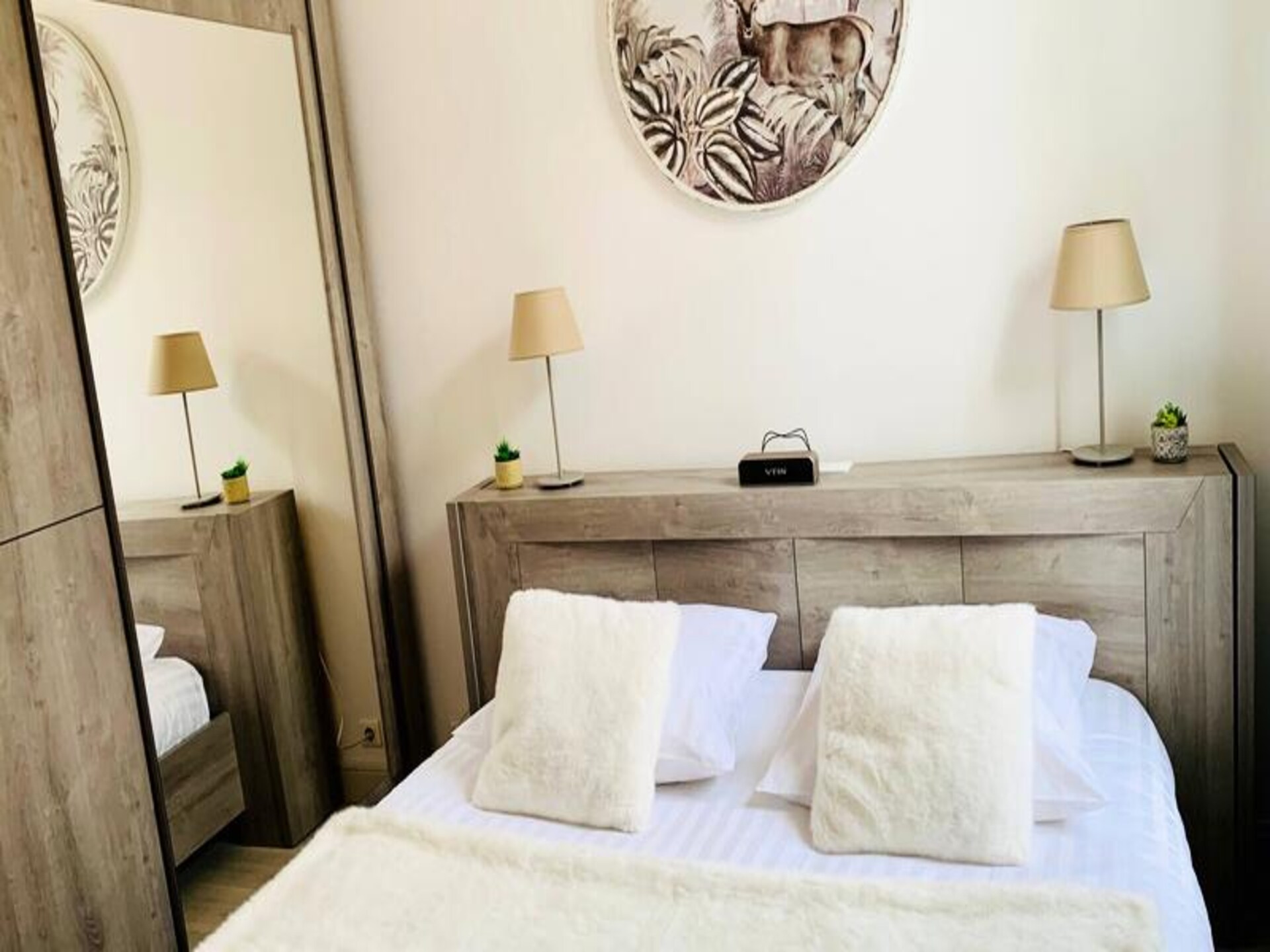 Gerenoveerd appartement in historisch hart La Rochelle, vlakbij oude haven - foto 35